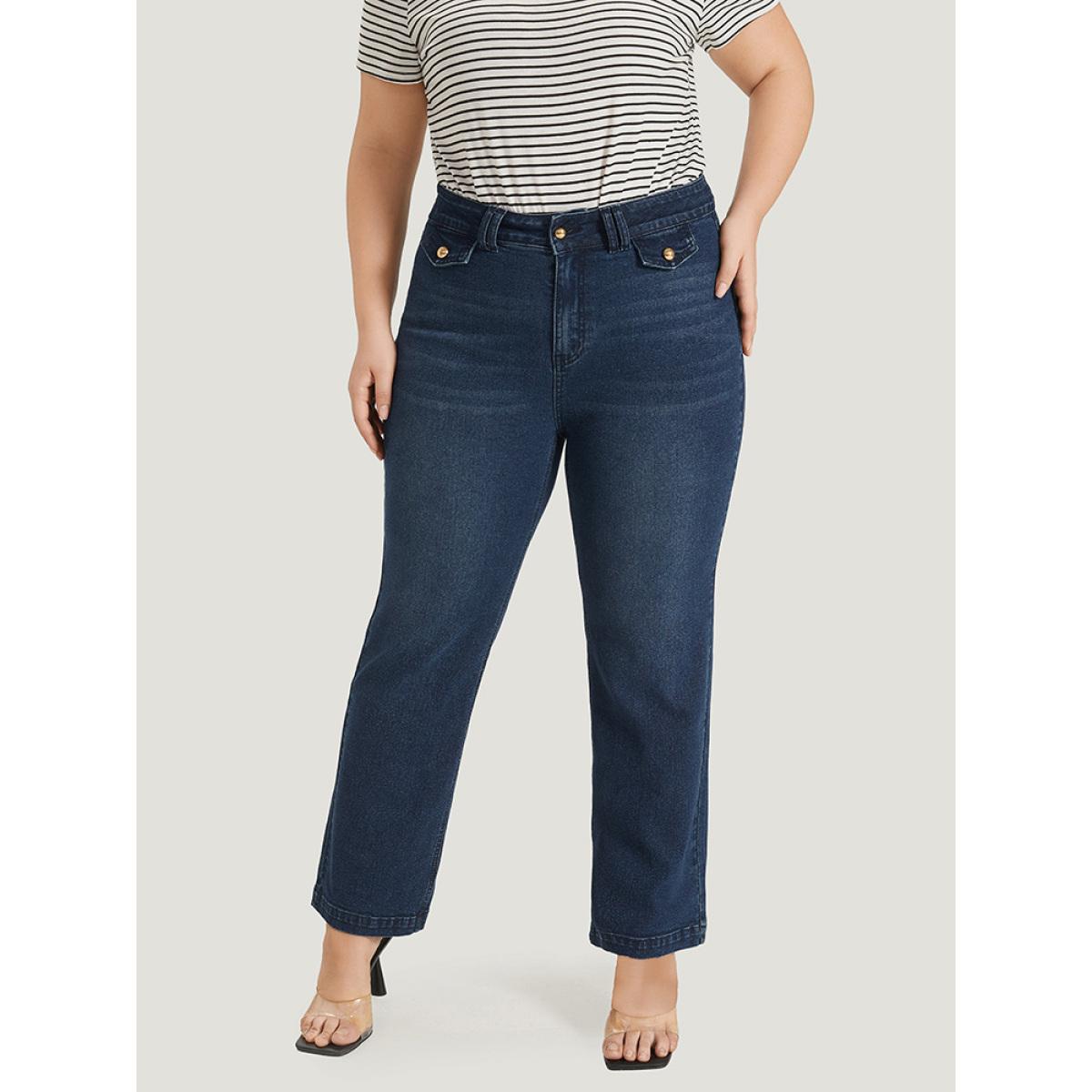 Plus Size Plain Button Detail High Rise Dark Wash Jeans Women DarkBlue Casual Plain Plain Medium stretch Pocket Jeans BloomChic 24/3X Product Image