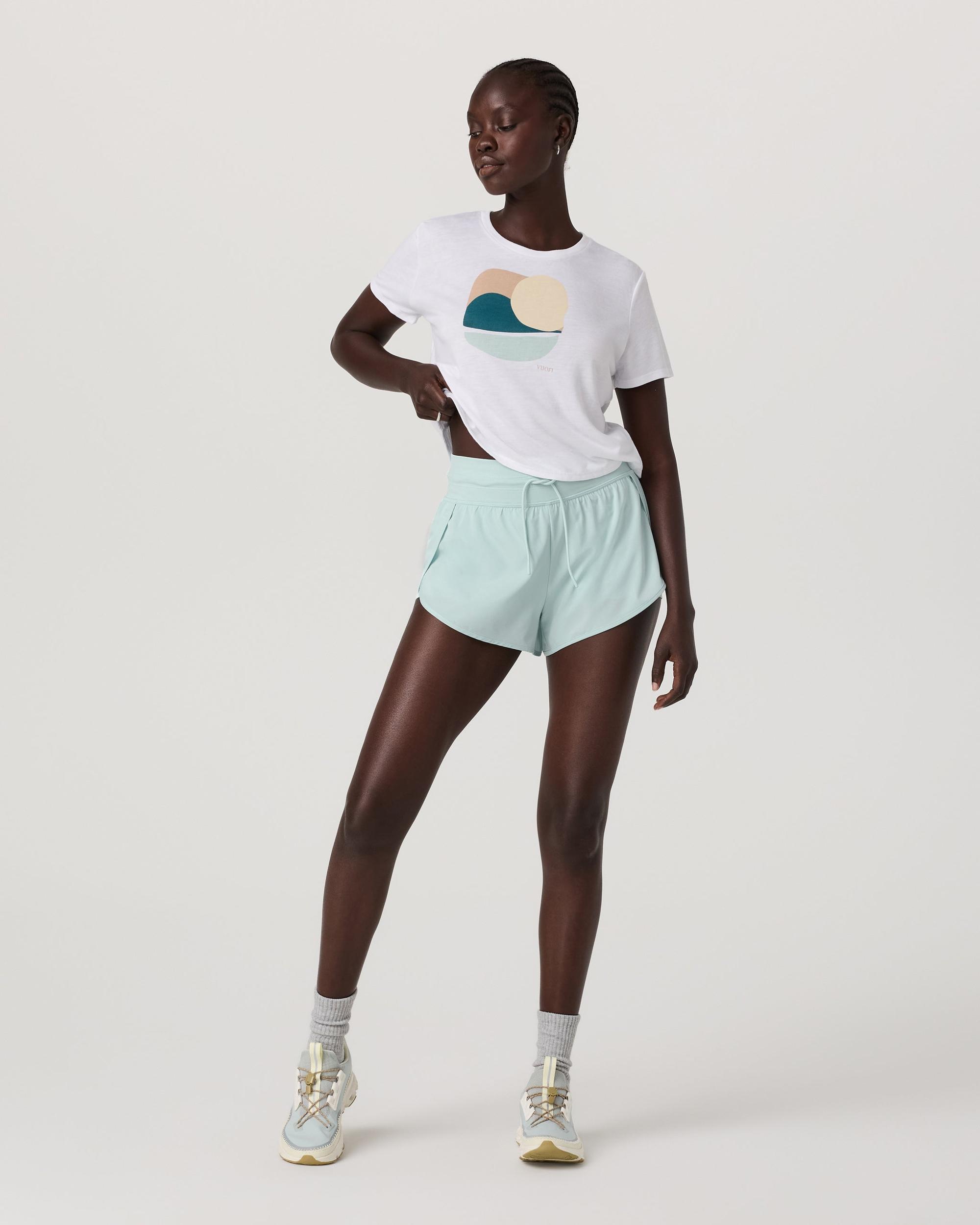 Coastline Tee Product Image