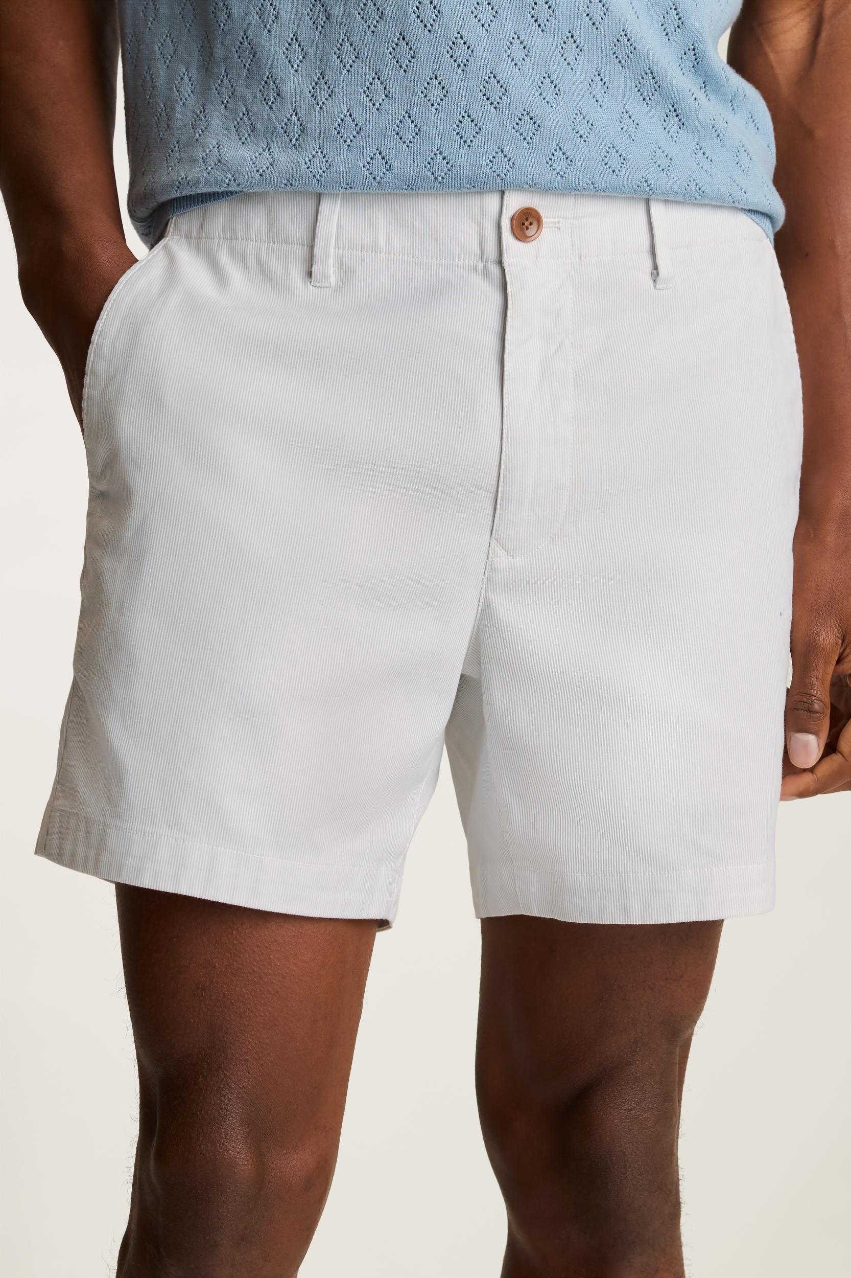 Lightweight Chino Short Product Image