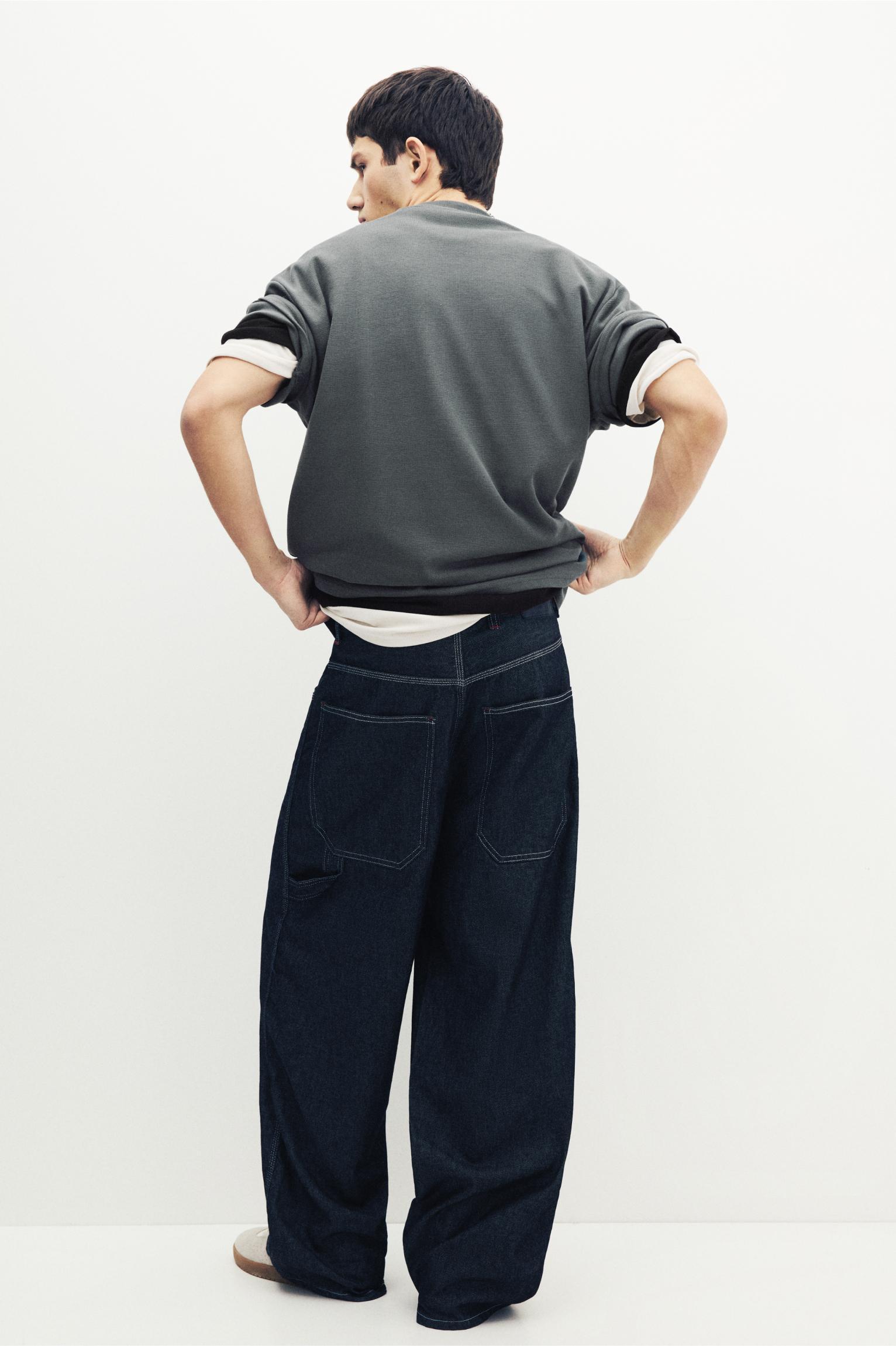 Basic short sleeve textured T-shirt Product Image