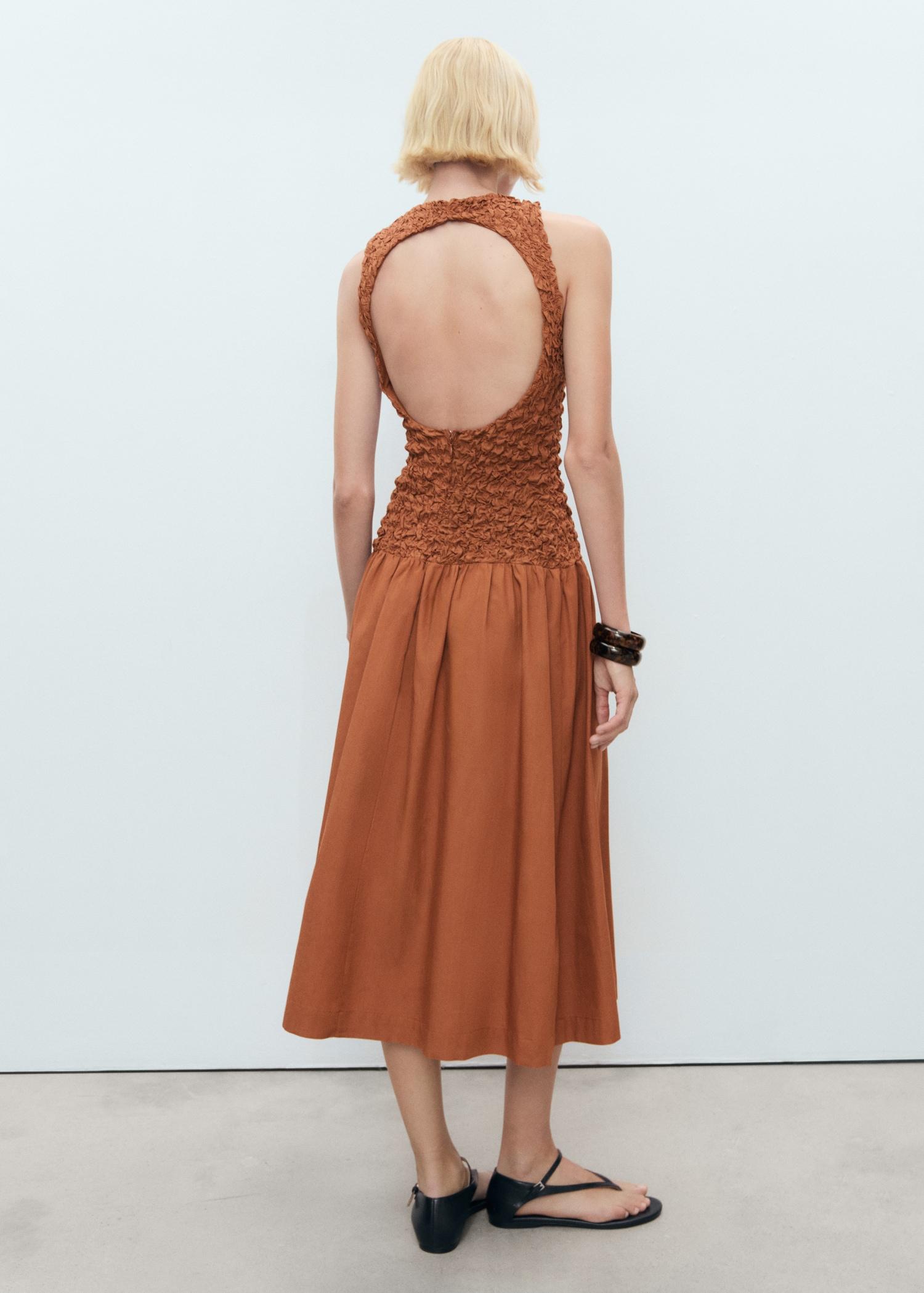 Combined open-back textured dress - Women | MANGO USA Product Image