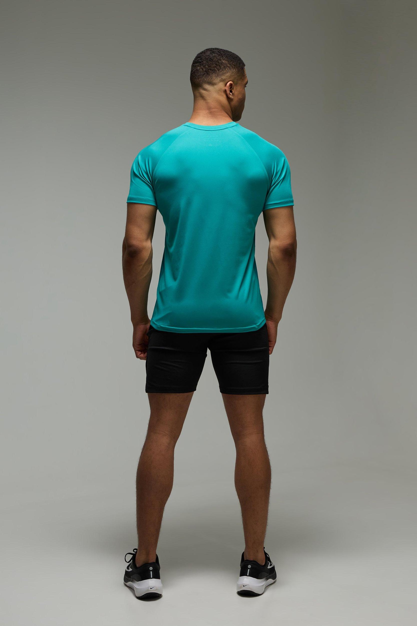 Man Active Performance Regular Fit T Shirt & Short Set | boohooMAN USA Product Image