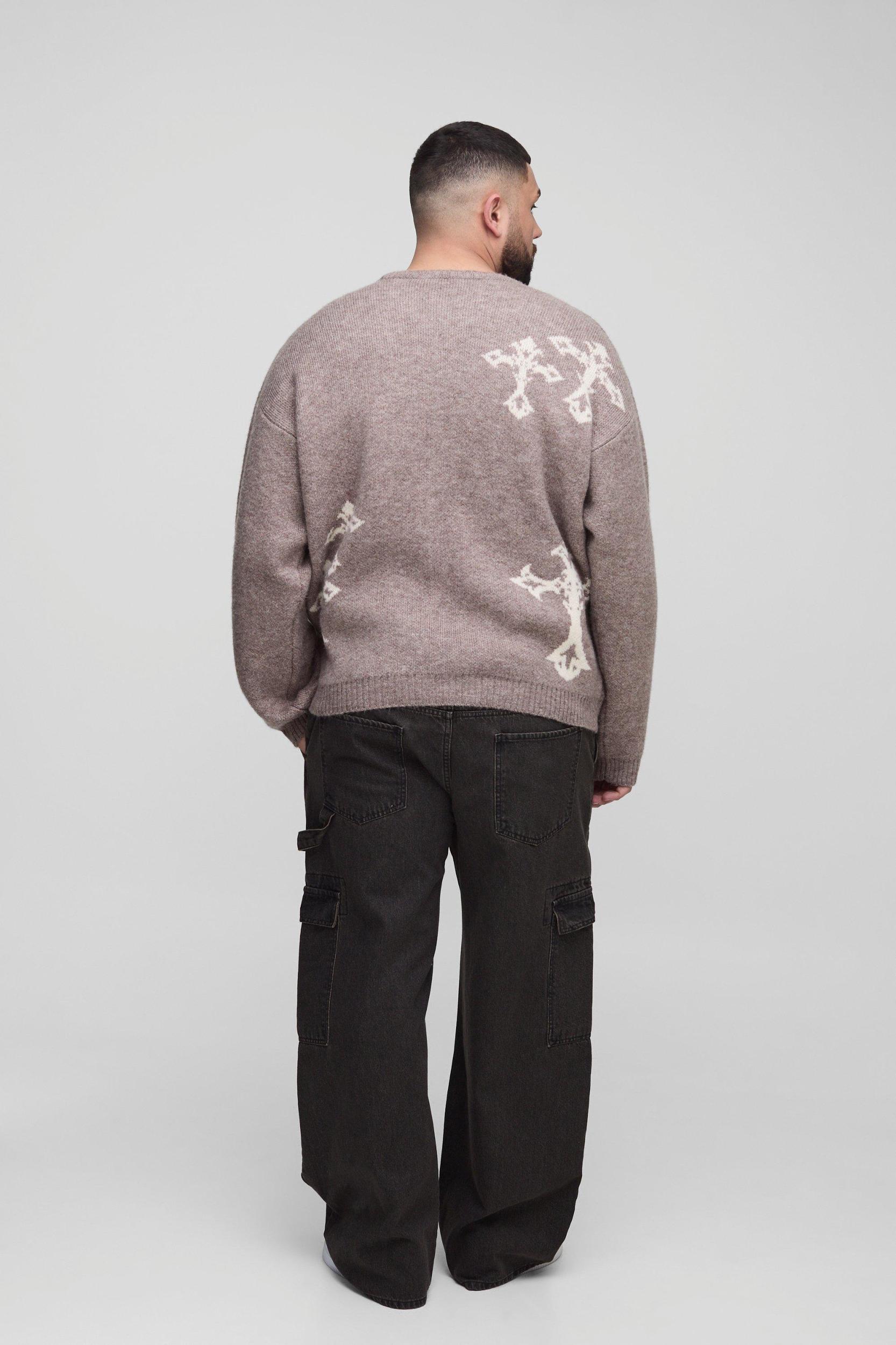 Plus Relaxed Fit Carpenter Cargo Jeans | boohooMAN USA Product Image