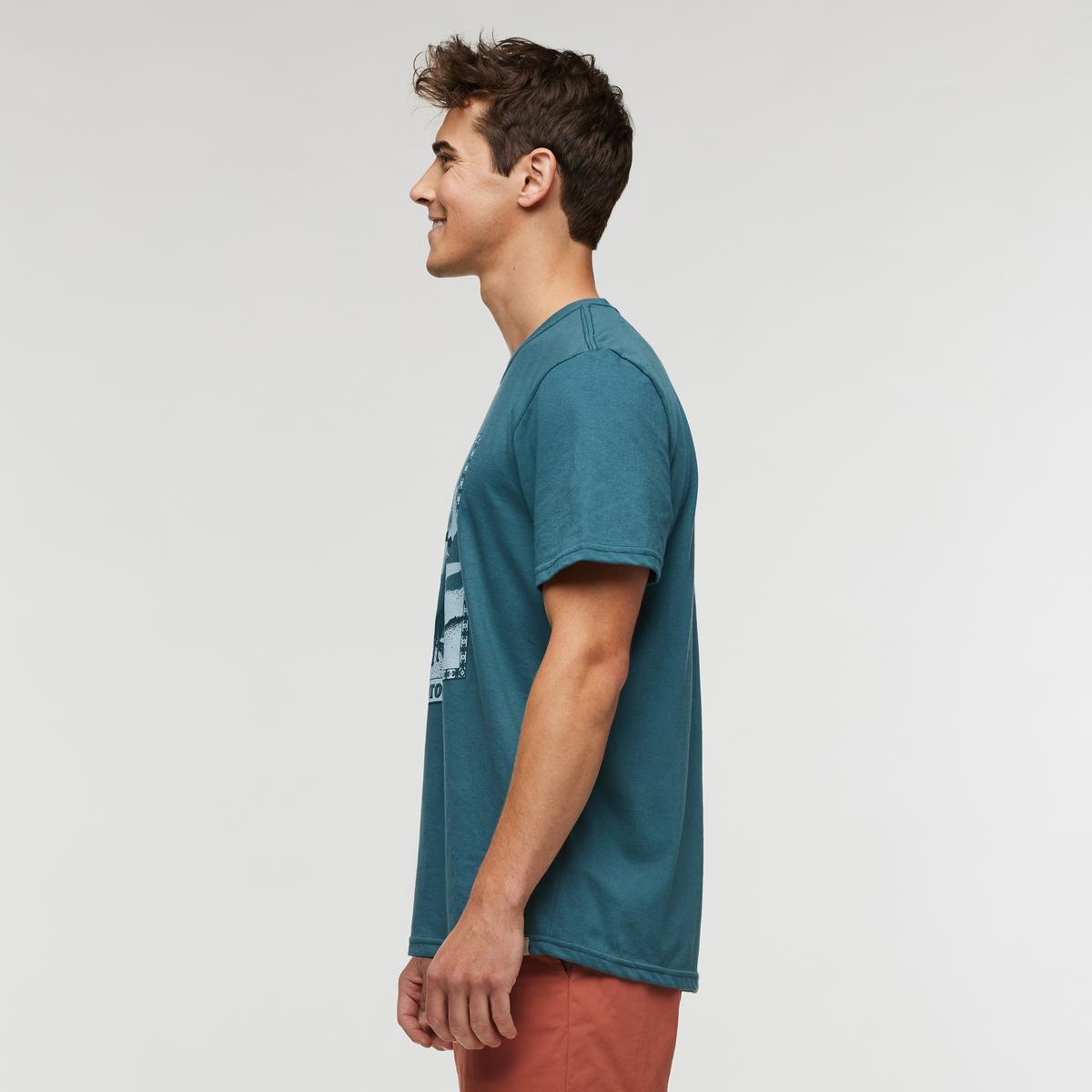 Llama Greetings T-Shirt - Men's Product Image