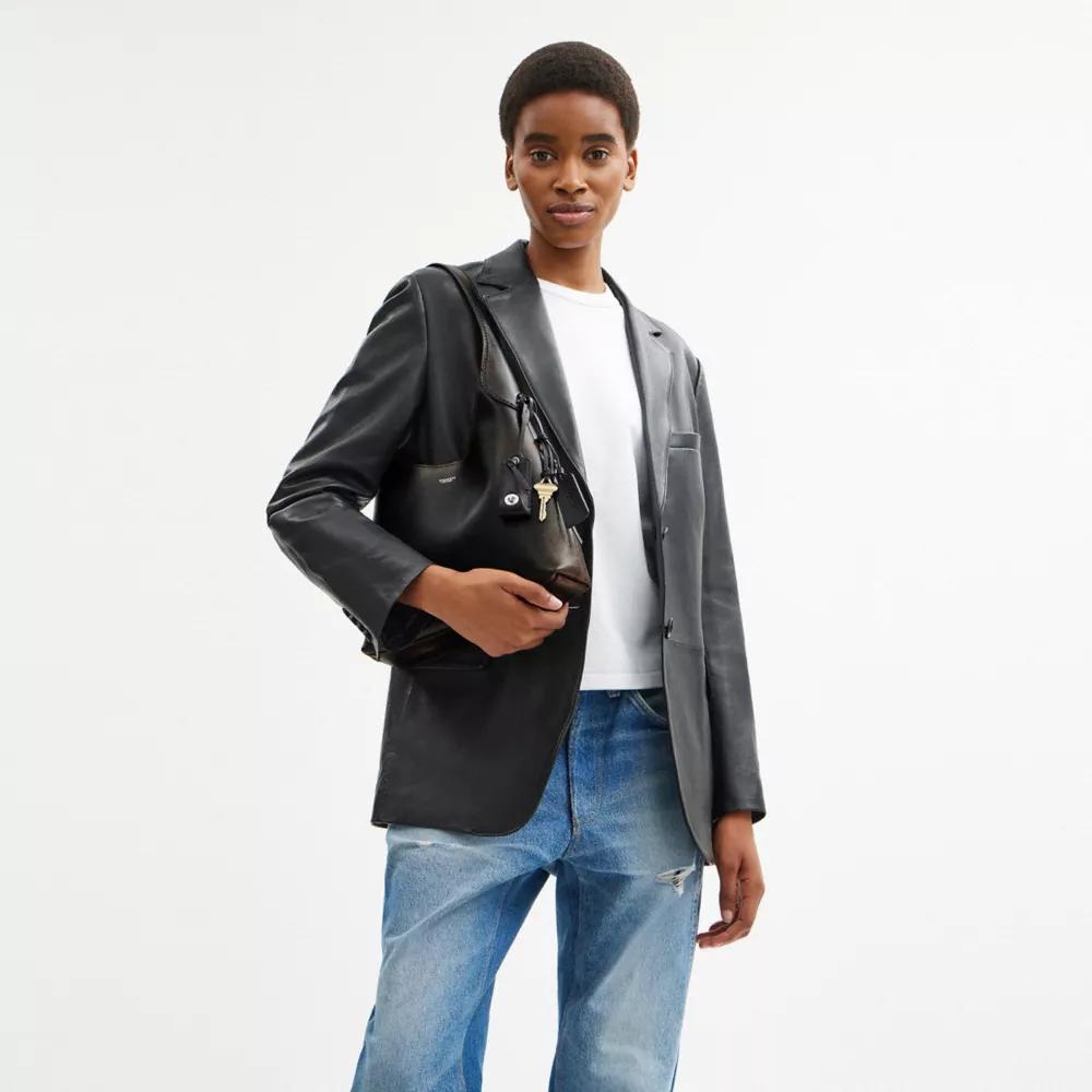 Brooklyn Shoulder Bag 28 In Loved Leather Product Image