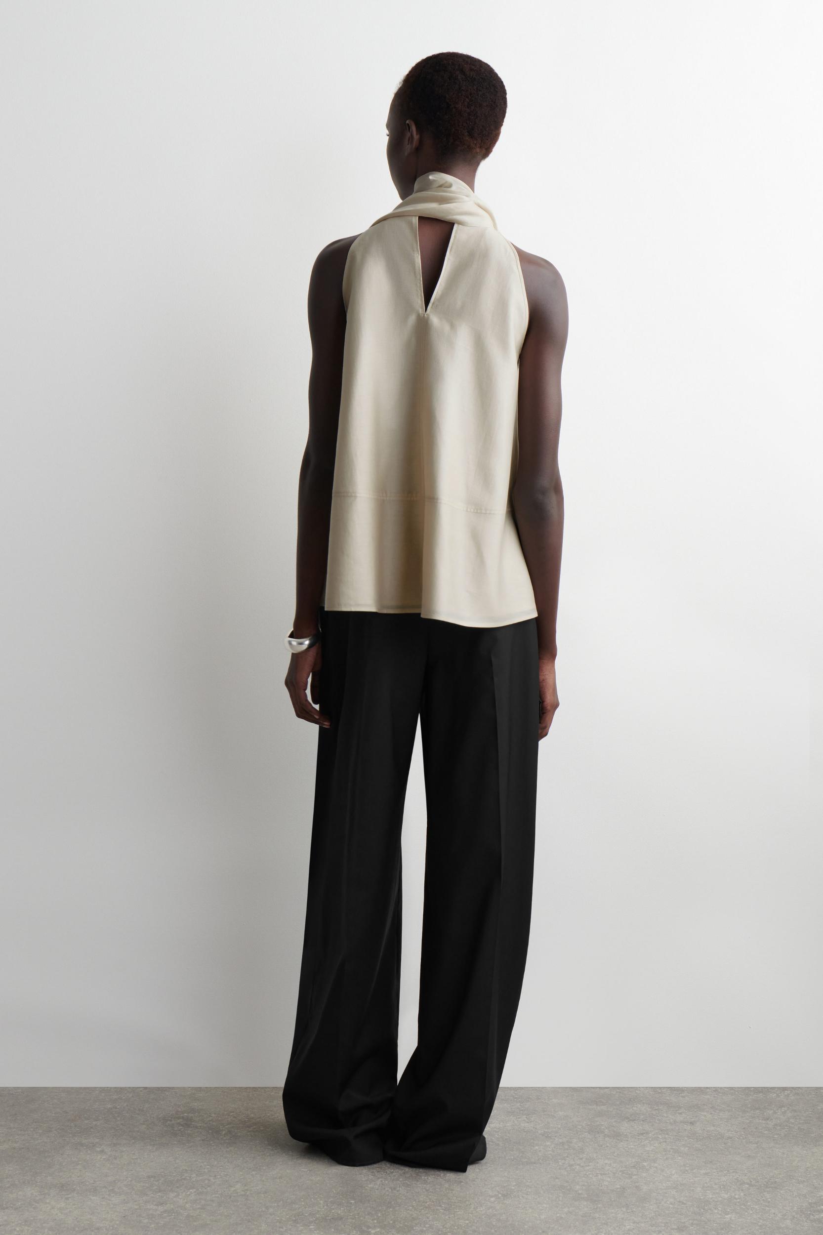 FLUID HALTERNECK TOP Product Image