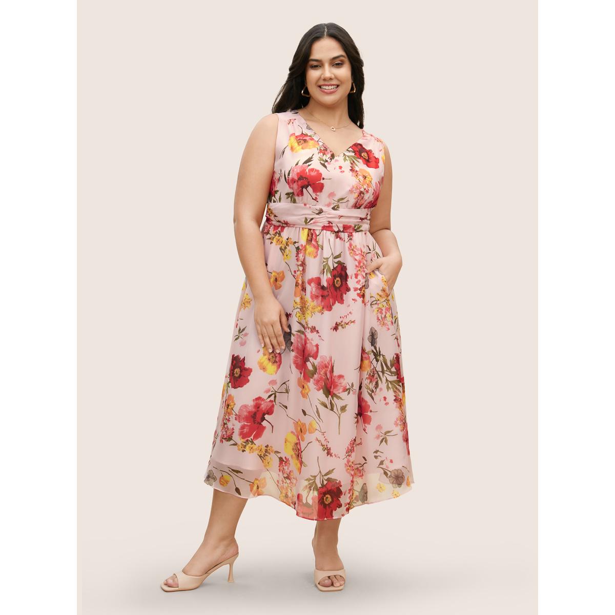 Plus Size V Neck Floral Ruched Sleeveless Dress Blush Women Elegant V-neck Sleeveless Curvy BloomChic 18-20/2X Product Image