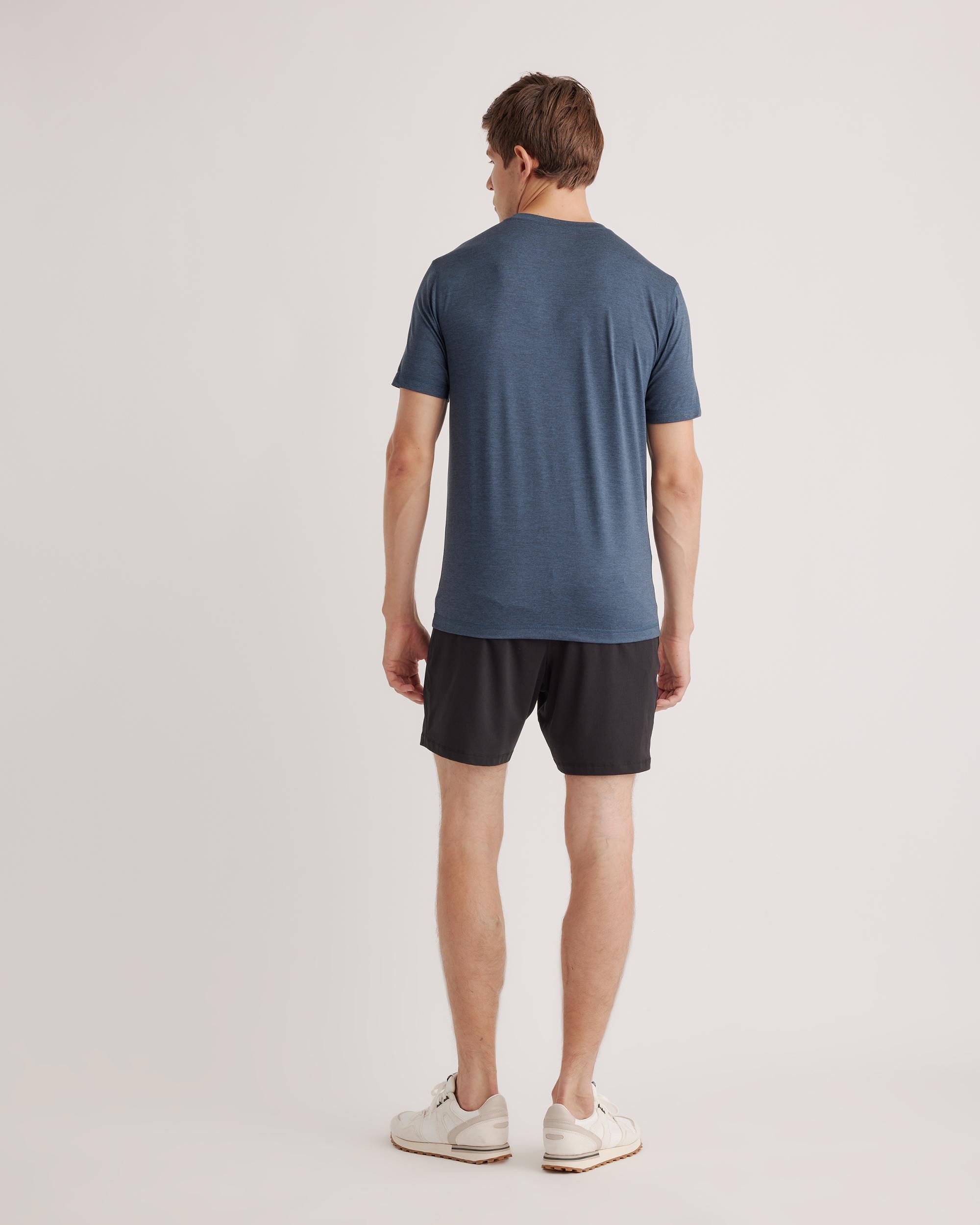 Quince | Men's Flowknit Breeze Performance Pocket T-Shirt Size XL, 100% Polyester Product Image