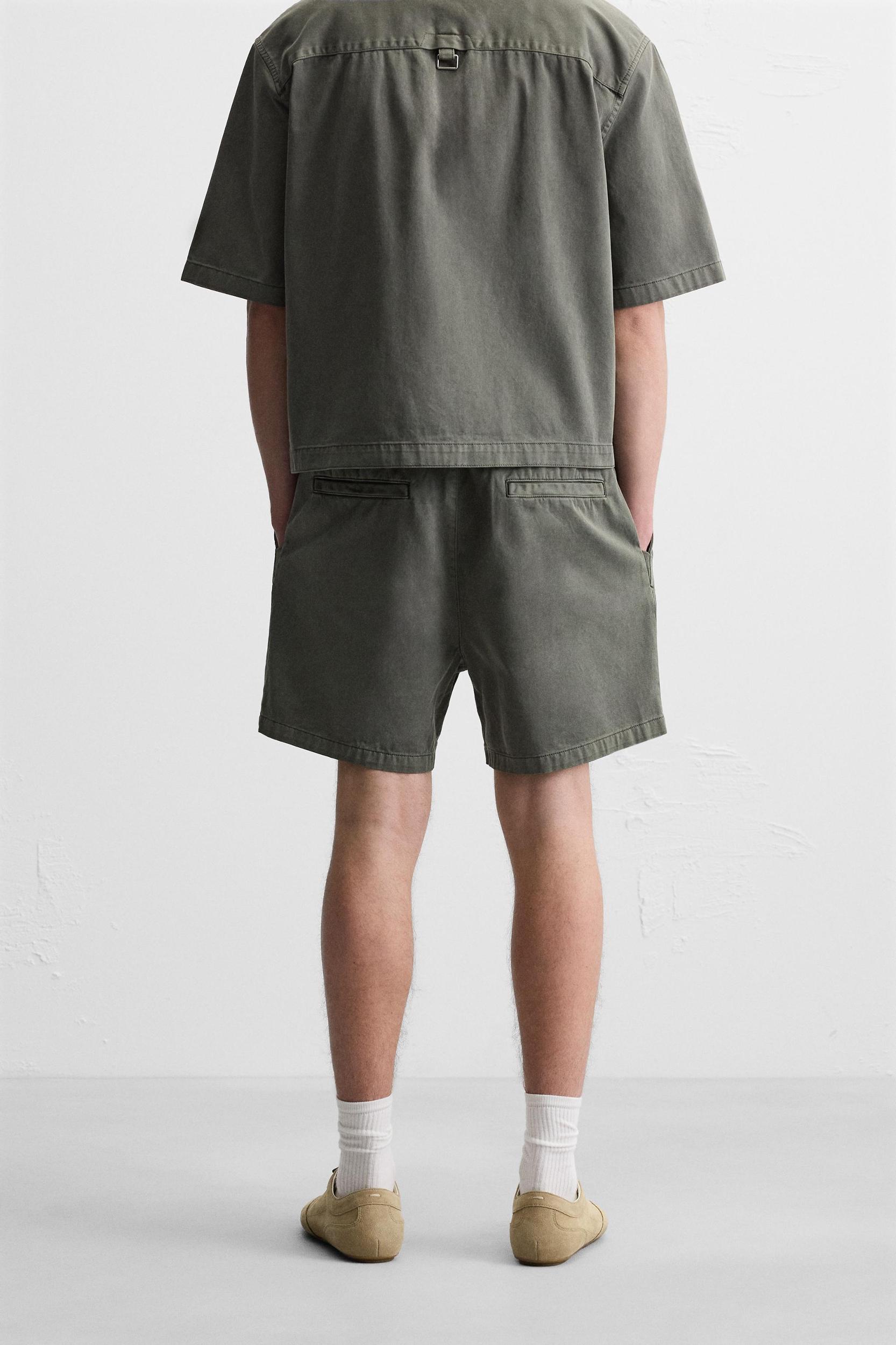 RELAXED FIT WASHED SHORTS Product Image