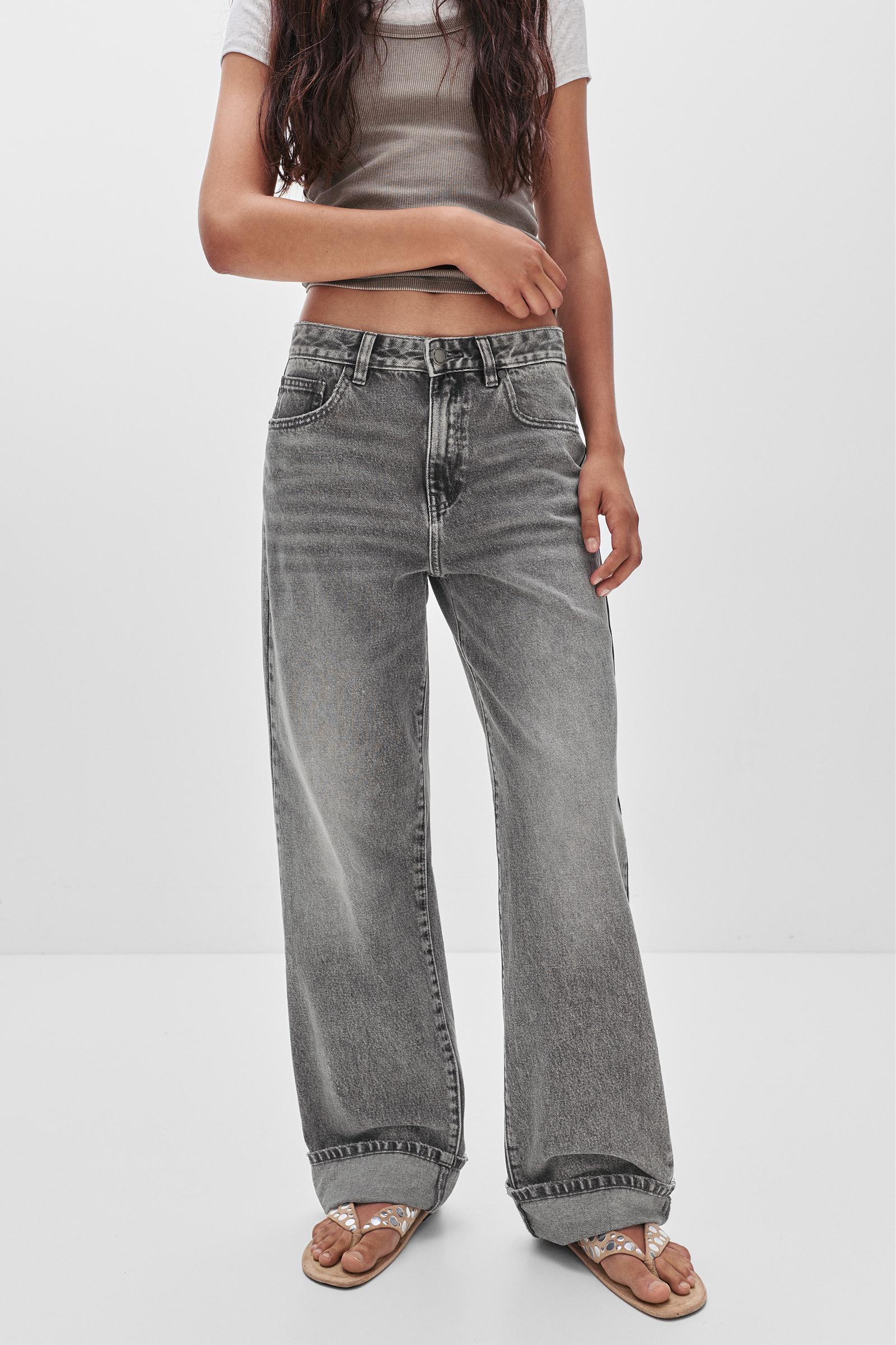 Straight-leg baggy jeans with turn-up hems Product Image