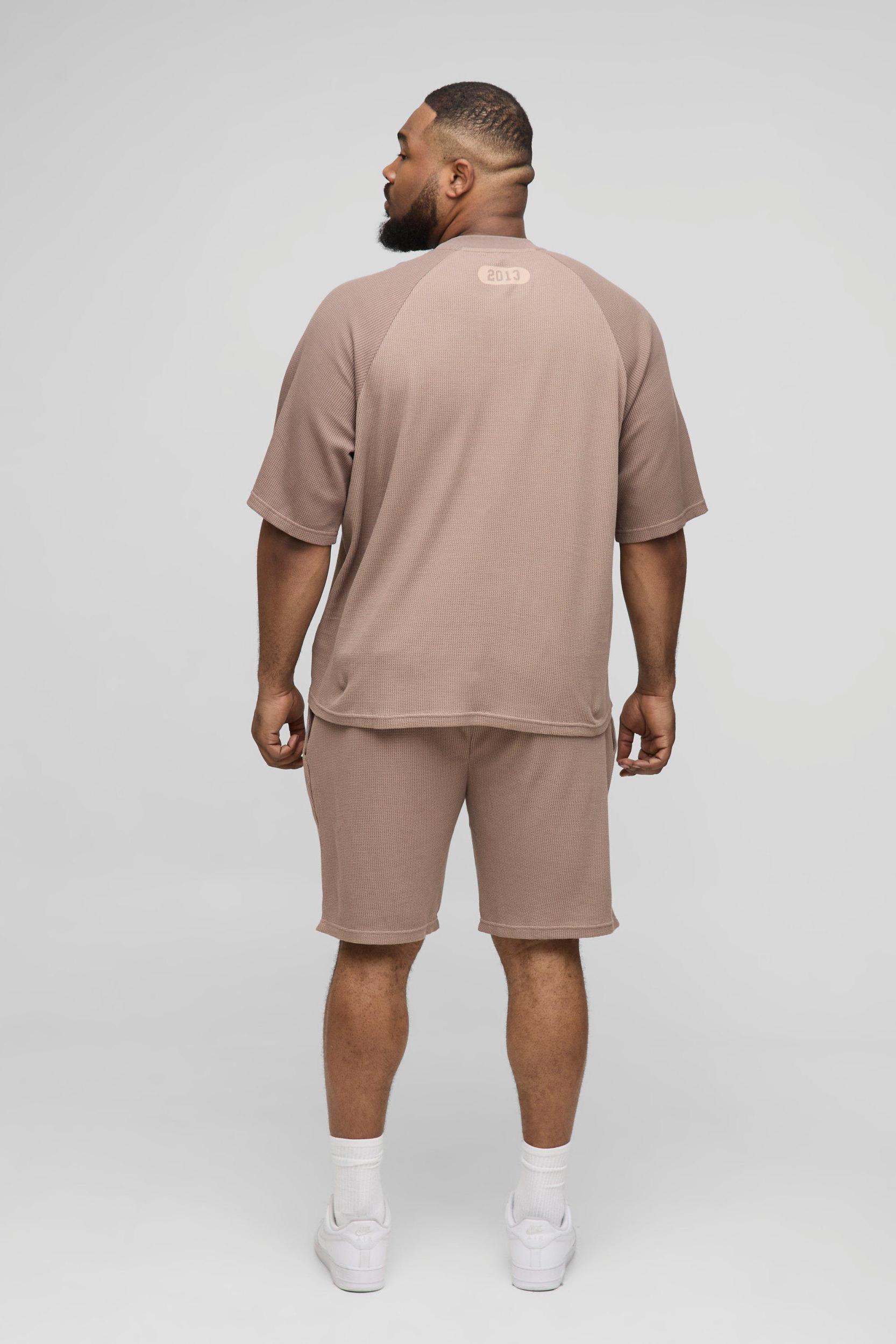 Plus Oversized Boxy Raglan Waffle Graphic T-Shirt | boohooMAN USA Product Image