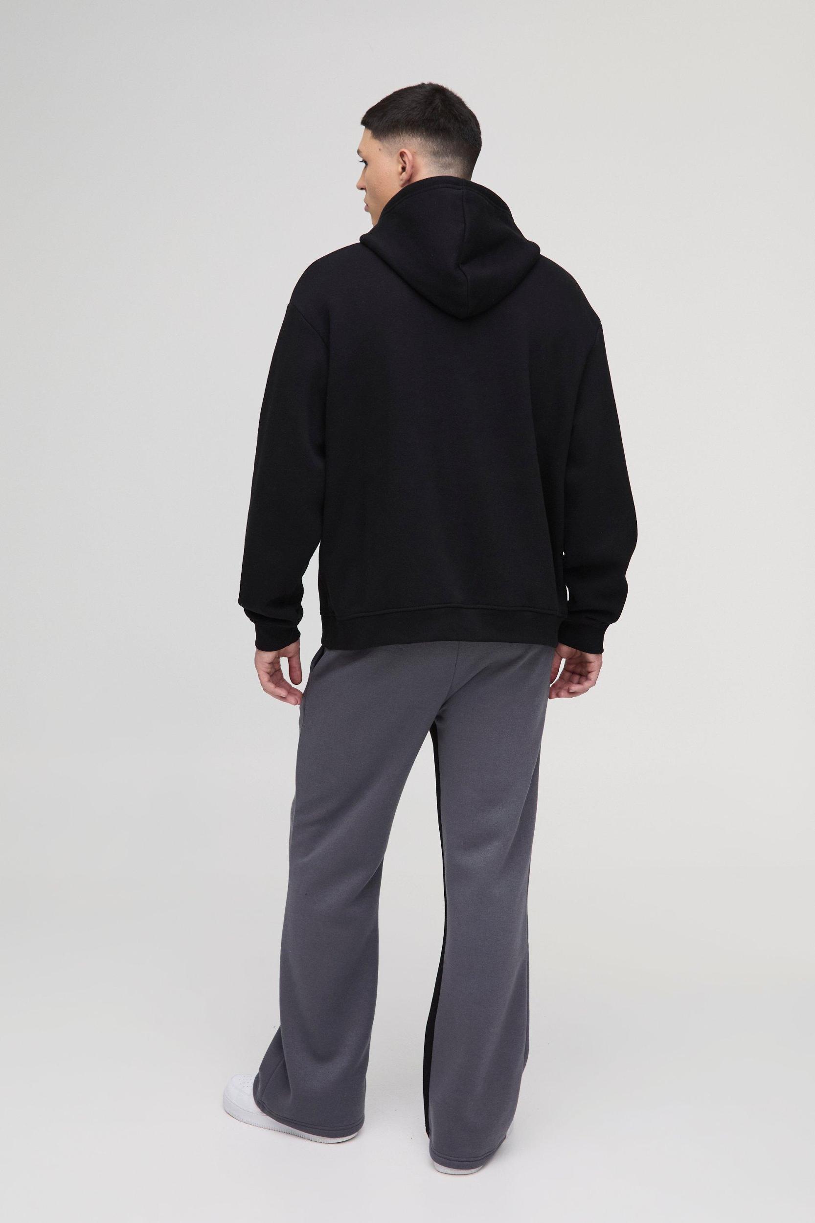 Relaxed Fit Flare Star Gusset Sweatpants | boohooMAN USA Product Image