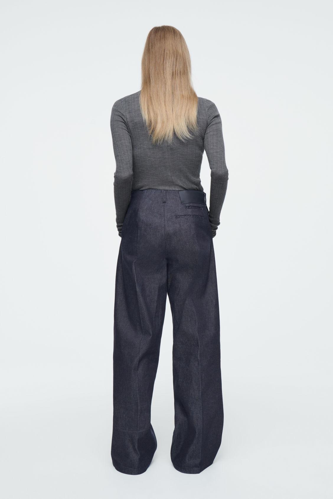 THE WIDE-LEG RAW DENIM JEANS Product Image