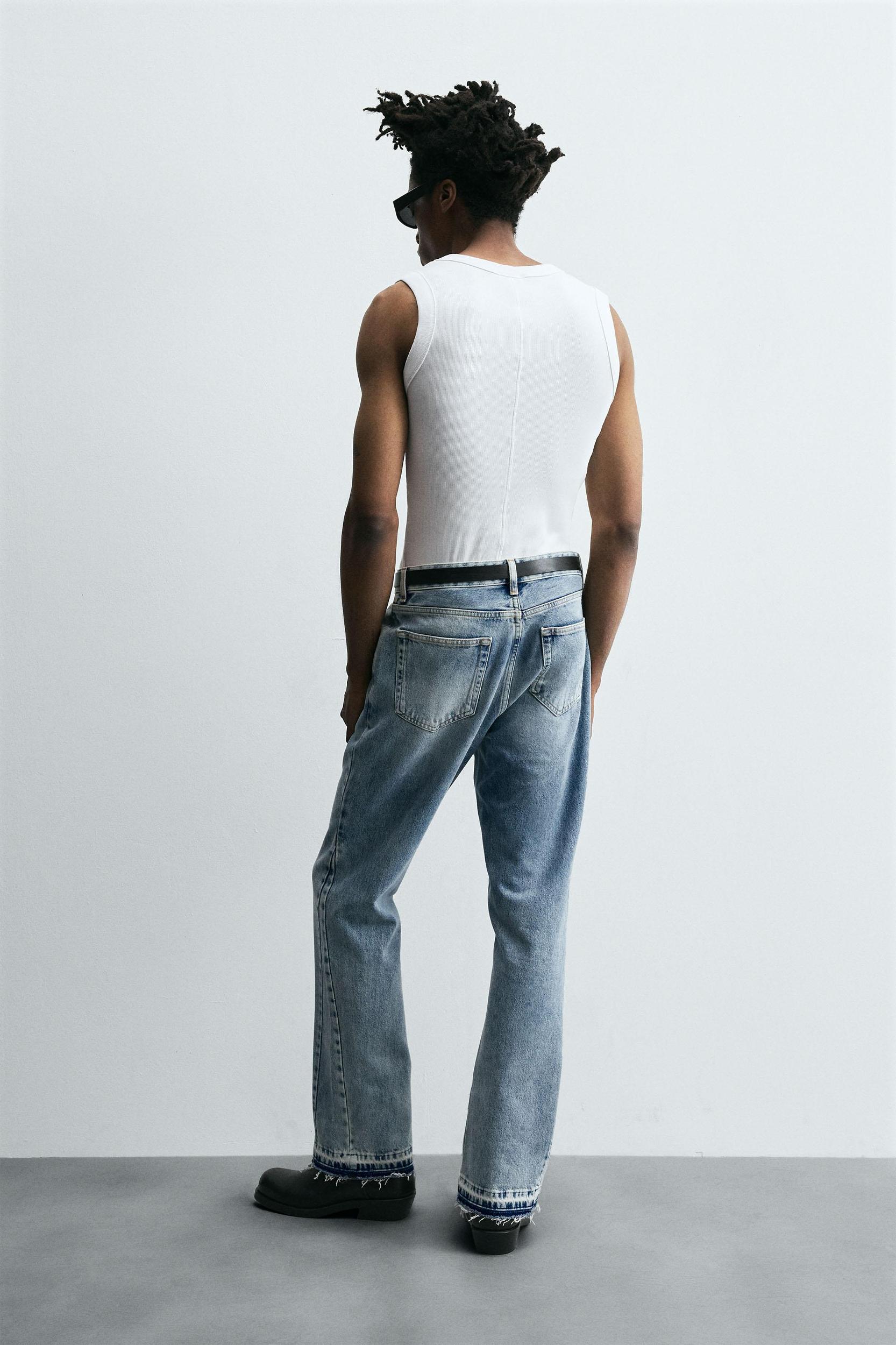 FLARE FIT JEANS Product Image