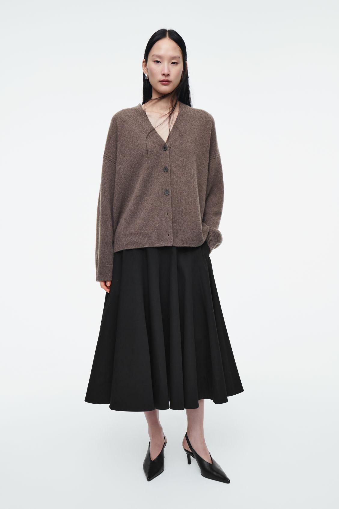 PURE CASHMERE CARDIGAN Product Image