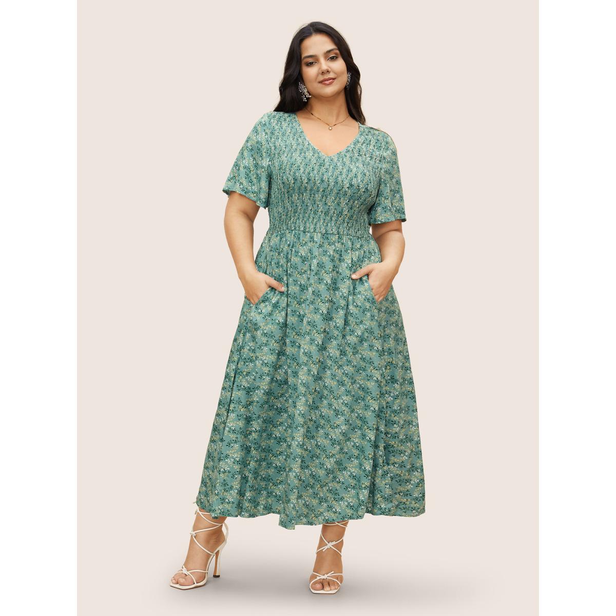 Plus Size Rayon Ditsy Floral V Neck Shirred Dress Mint Women Elegant Shirred V-neck Short sleeve Curvy BloomChic 18-20/2X Product Image