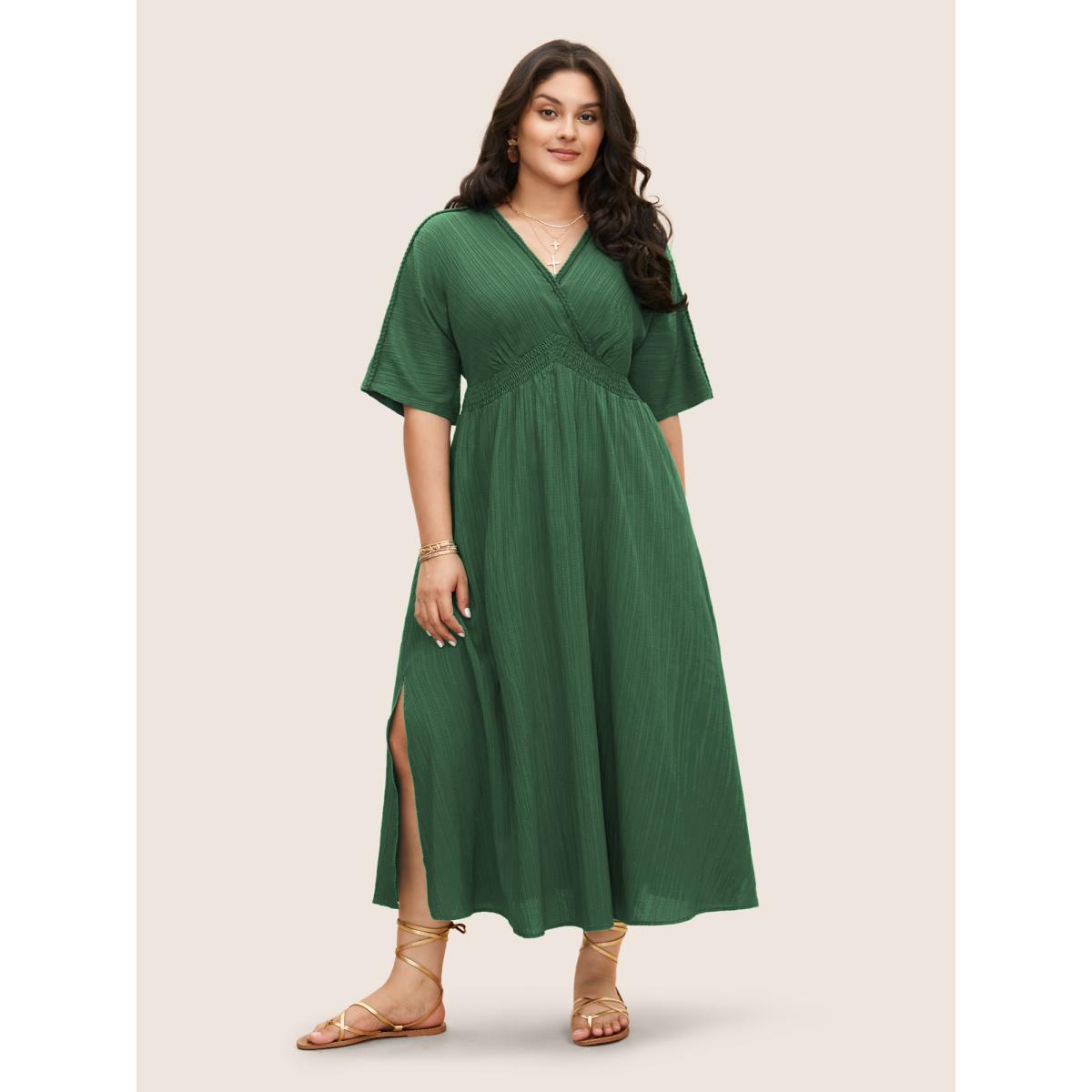 Plus Size V Neck Shirred Contrast Webbing Split Side Dress Emerald Women Resort Texture V-neck Half Sleeve Curvy BloomChic 26/4X Product Image