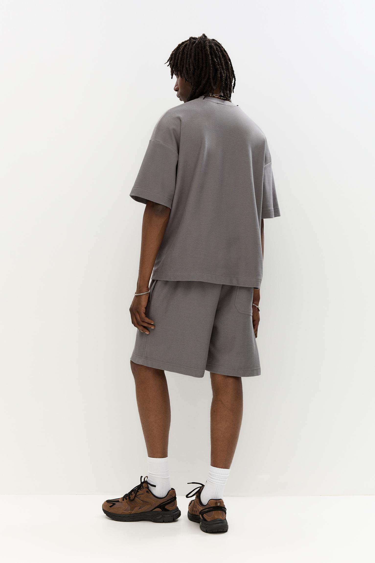 Diagonal textured Bermuda short sweatpants Product Image