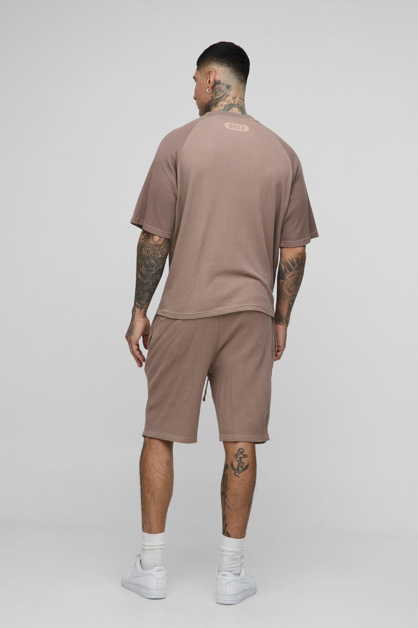 Tall Loose Fit Waffle Graphic Jersey Shorts | boohooMAN USA Product Image