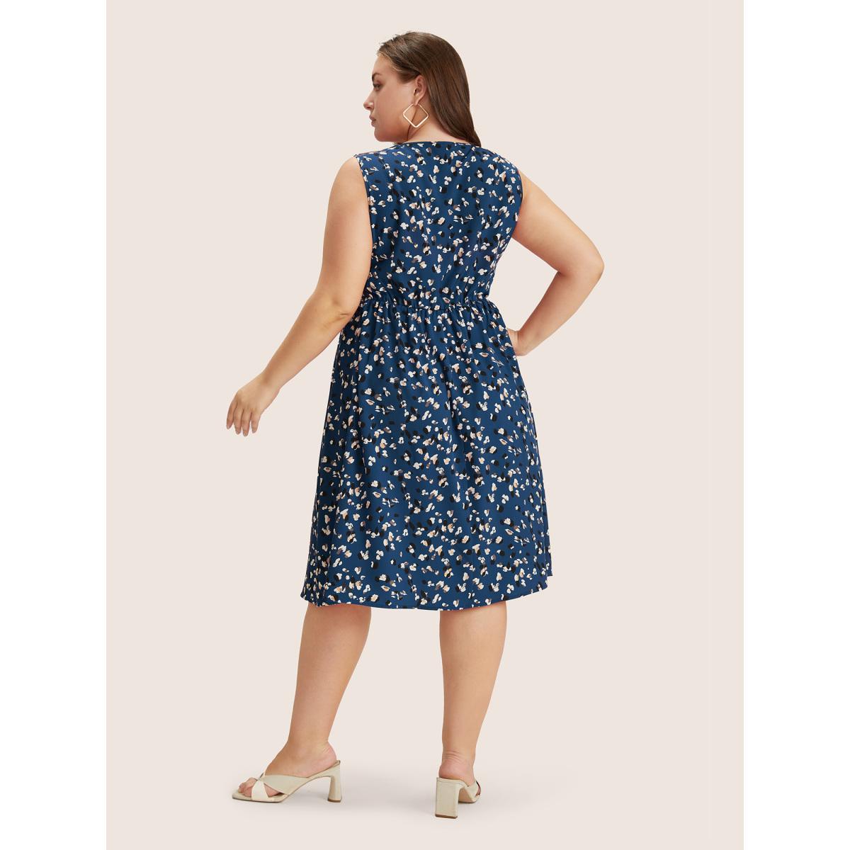 Plus Size Allover Print Pocket Flutter Crossover Ruched Tank Dress Burgundy Women Elegant Twist Round Neck Sleeveless Curvy Midi Dress BloomChic 30/6X Product Image