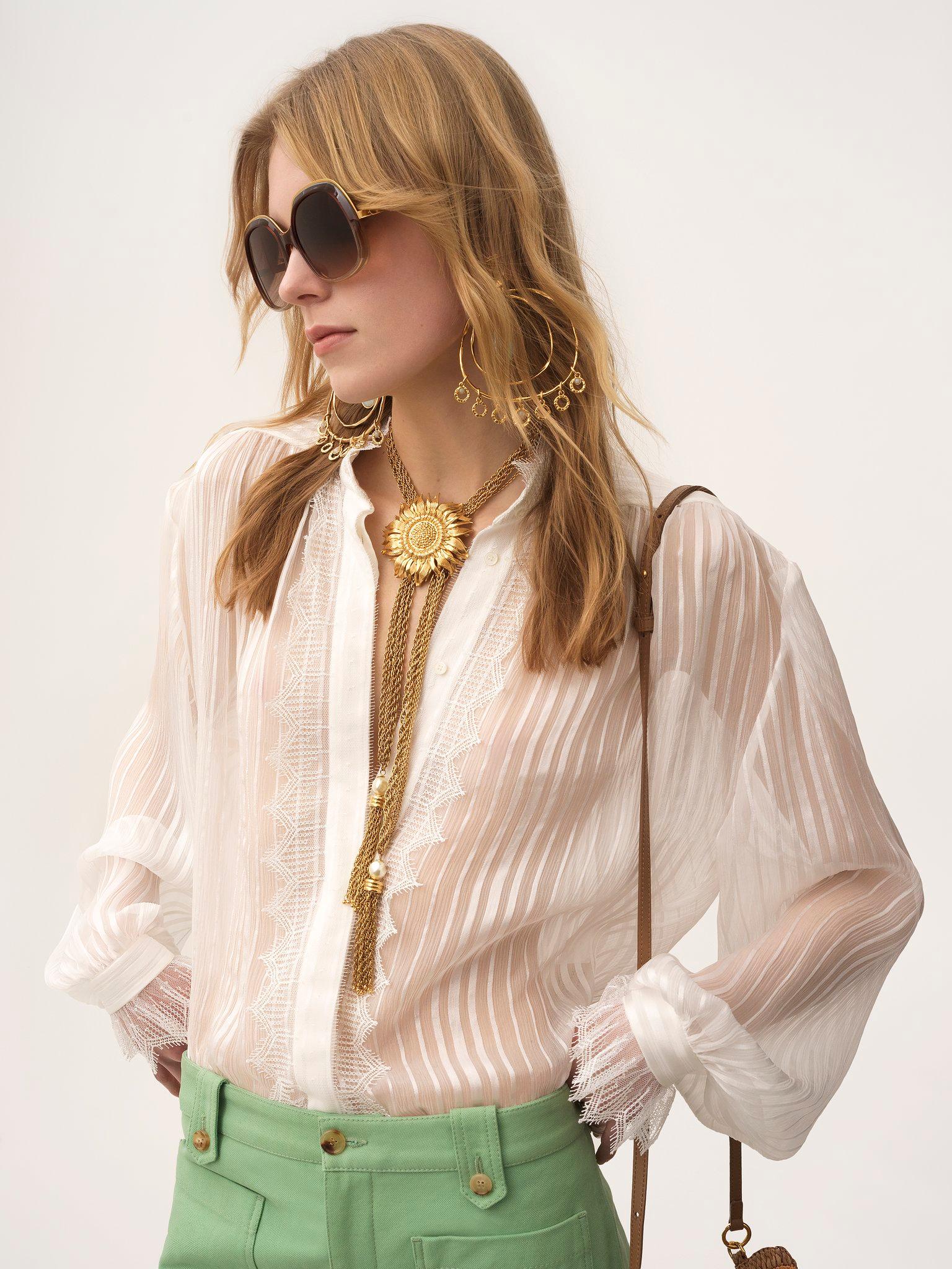 Gathered blouse in silk mousseline & lace Product Image