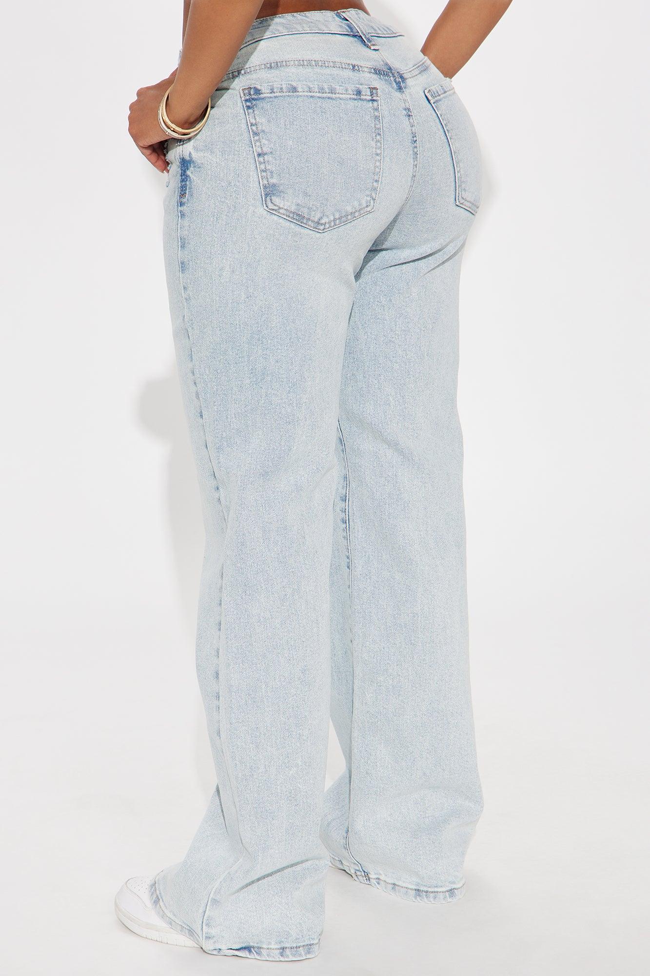Mellow Moments Low Rise Wide Leg Jeans - Light Wash Female Product Image