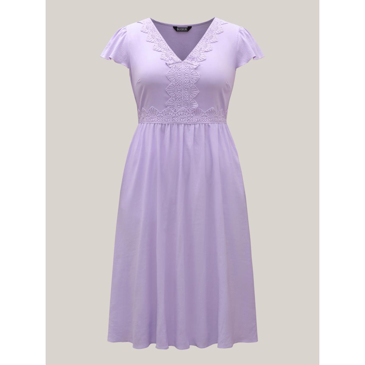 Plus Size Lace Trim Flutter Sleeve Midi Dress Lavender Women V-neck Cap Sleeve Curvy BloomChic 30/6X Product Image