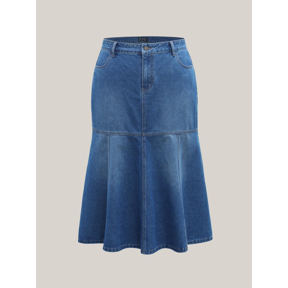 Plus Size A-Line Seamed Maxi Denim Skirt Women Midblue Elegant No stretch Medium Wash 20/2X Slanted pocket Denim Skirts BloomChic Product Image