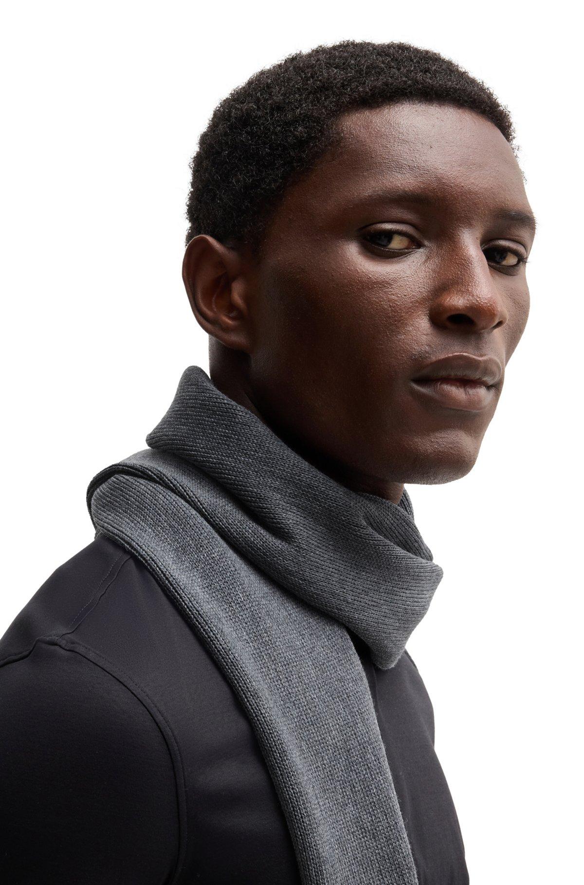 Raschel-knit scarf in virgin wool Product Image