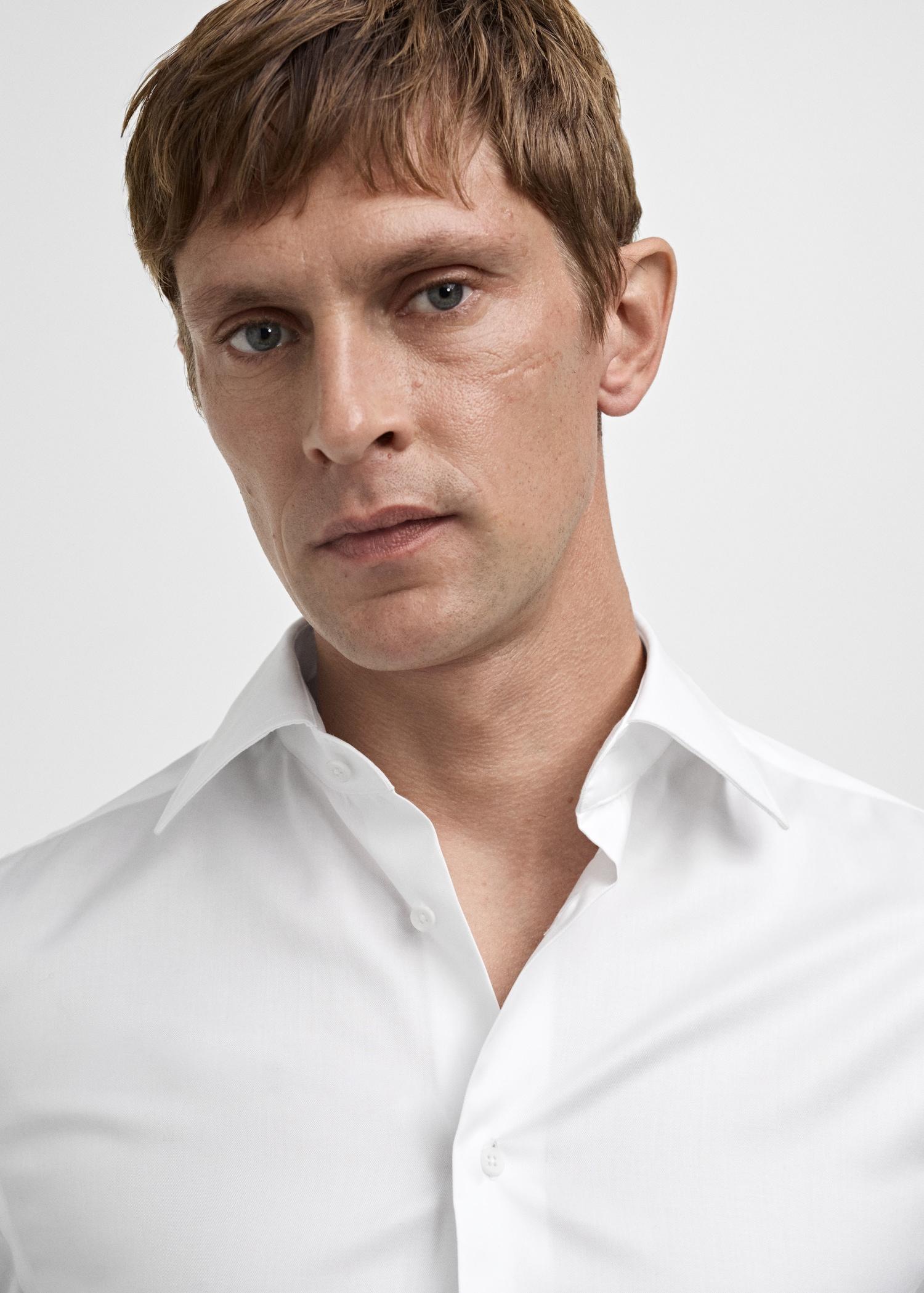 Slim fit cotton suit shirt - Men | MANGO USA Product Image