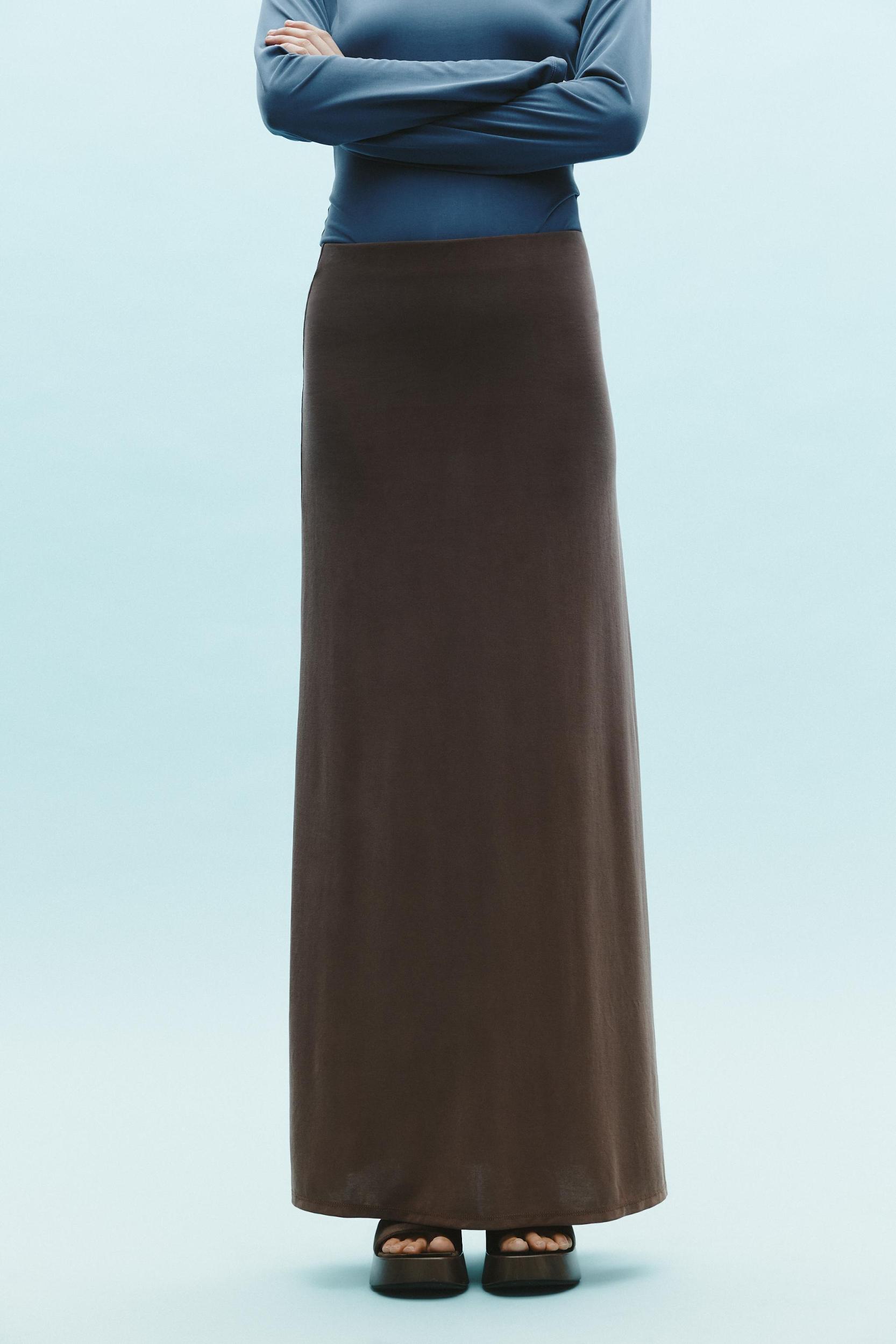 FLOWY MIDI SKIRT Product Image