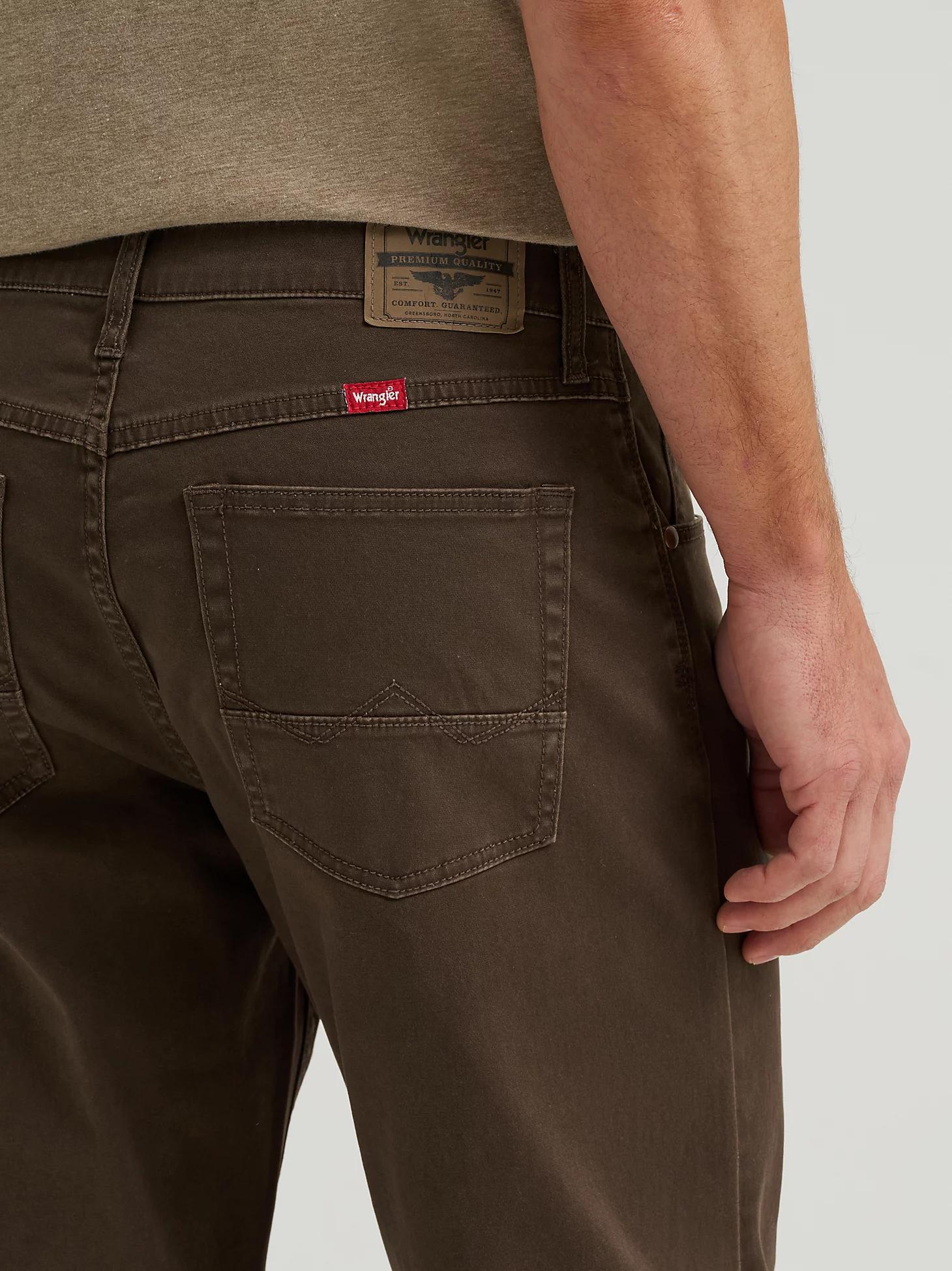 Men's Five Star Premium Flex Taper Twill Jean in Delicioso Product Image