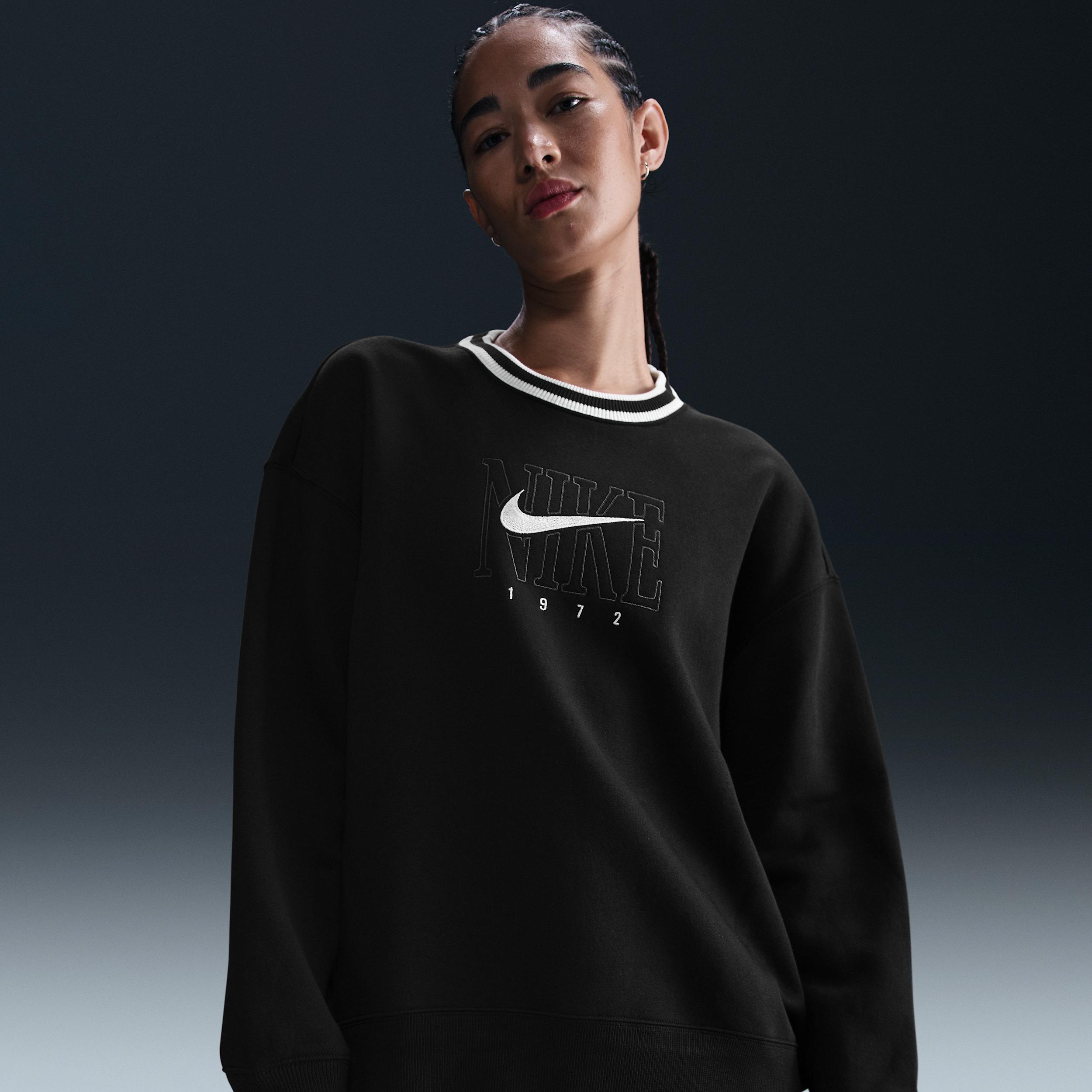 Womens Nike Sportswear Phoenix Fleece Oversized Graphic Crew-Neck Sweatshirt | HJ0949-233 Product Image