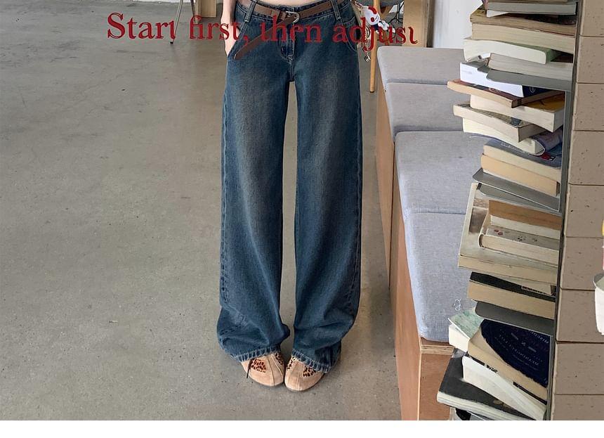 Low Waist Washed Loose Fit Jeans Product Image
