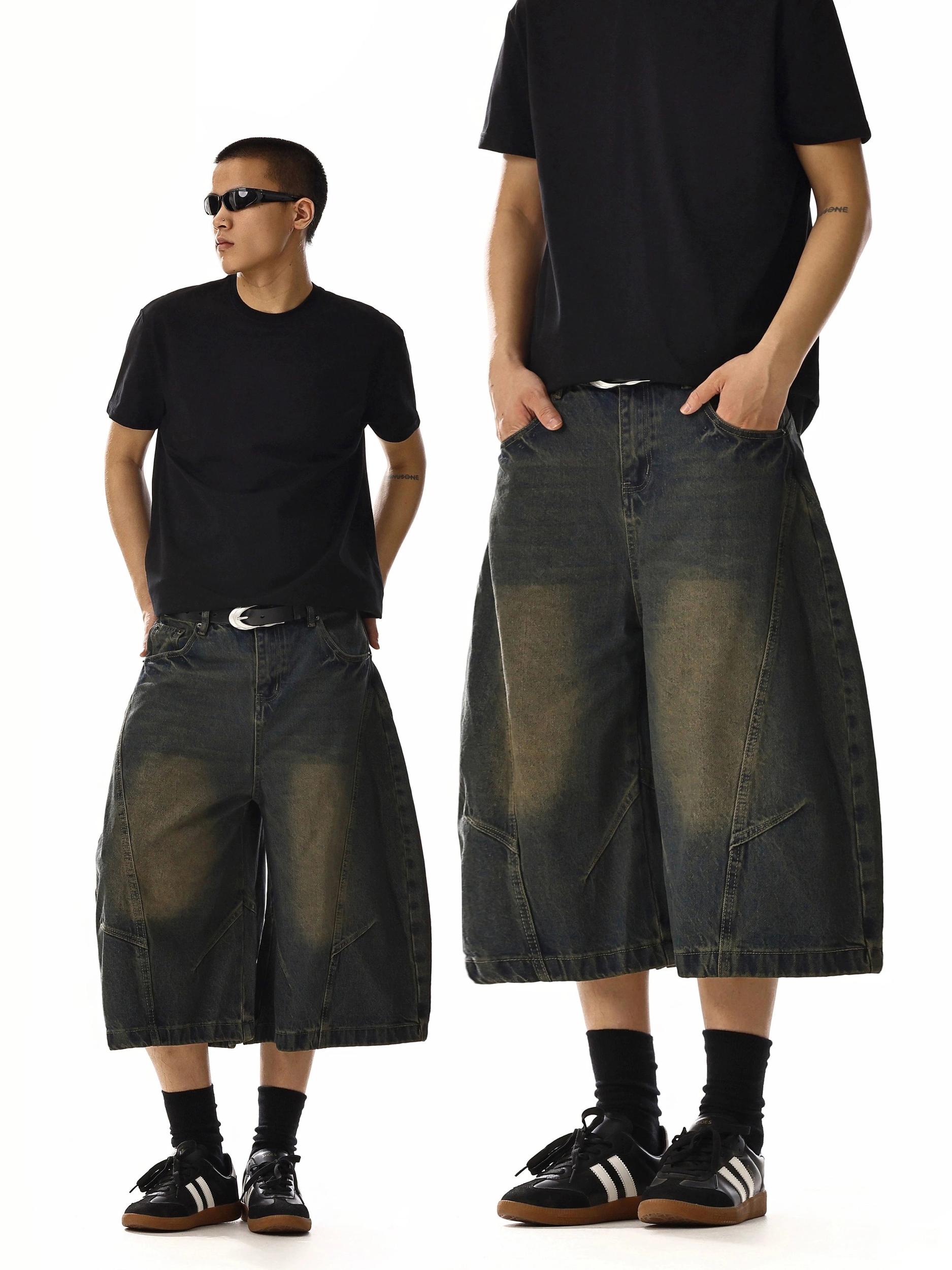 RT No. 18162 RECONSTRUCTED DENIM SHORTS Product Image