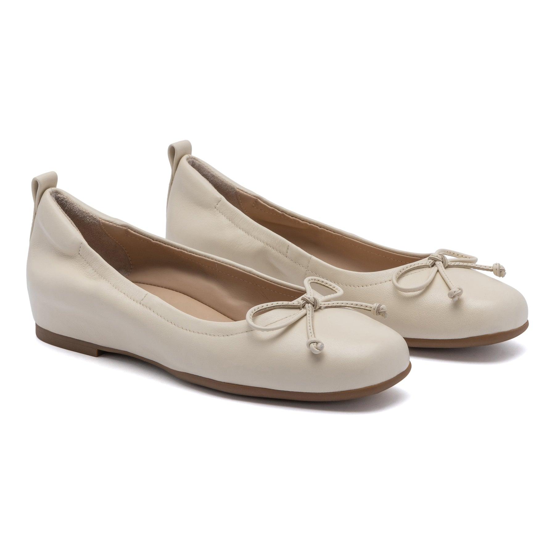 Cadence Bow Metatarsal Female Product Image