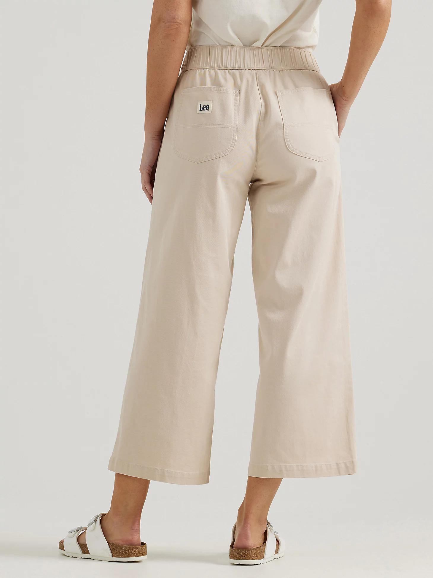 Women's Ultra Lux Comfort Wide Leg Utility Crop Pant | Women's Capris & Crops | Lee® Product Image
