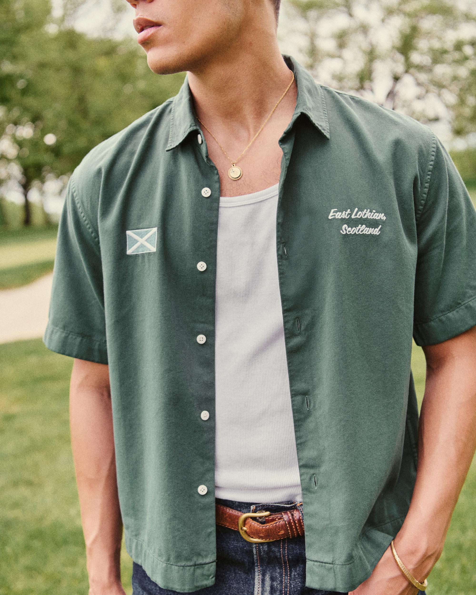 Short Sleeve Cropped PGA Scottish Open Button-Up Shirt Product Image