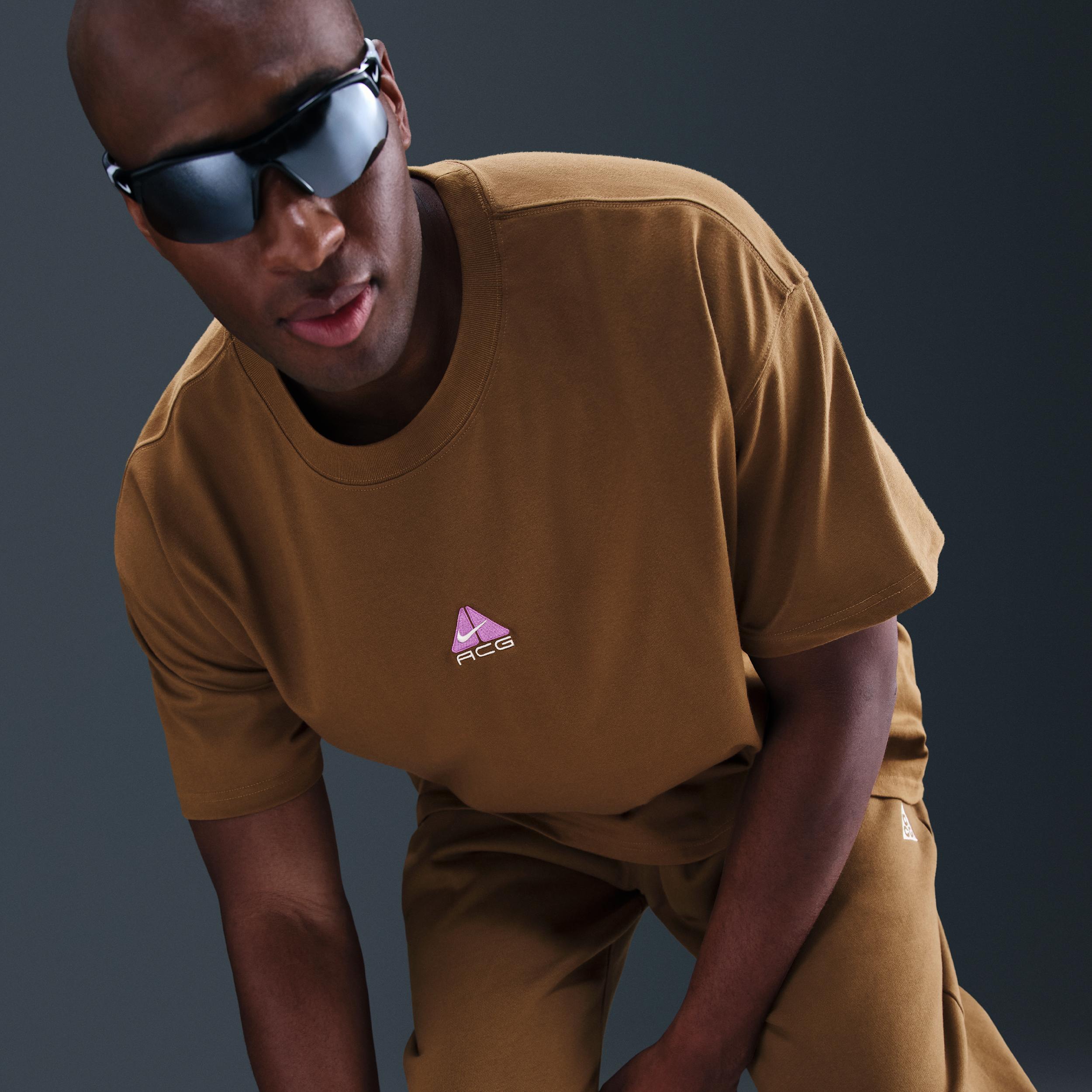 Mens Nike ACG T-Shirt | DQ1815-235 Product Image