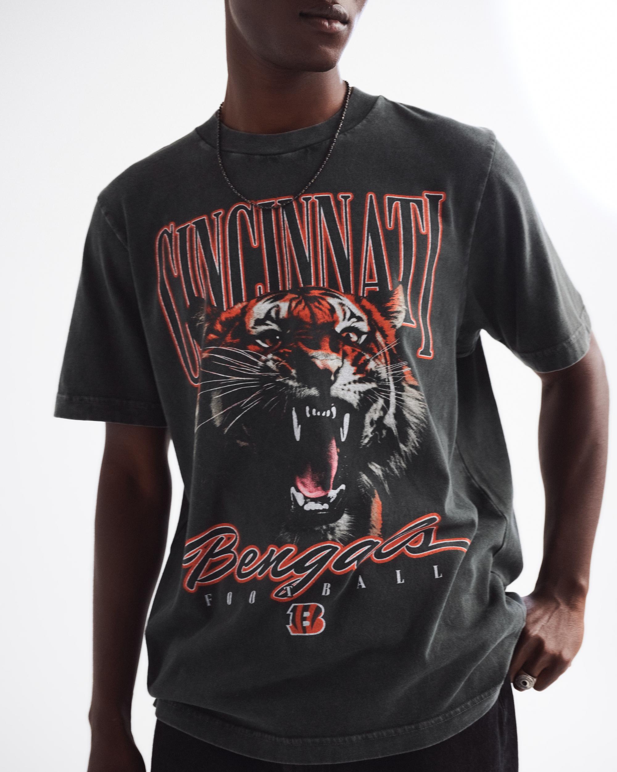 Cincinnati Bengals Vintage-Inspired Graphic Tee Product Image