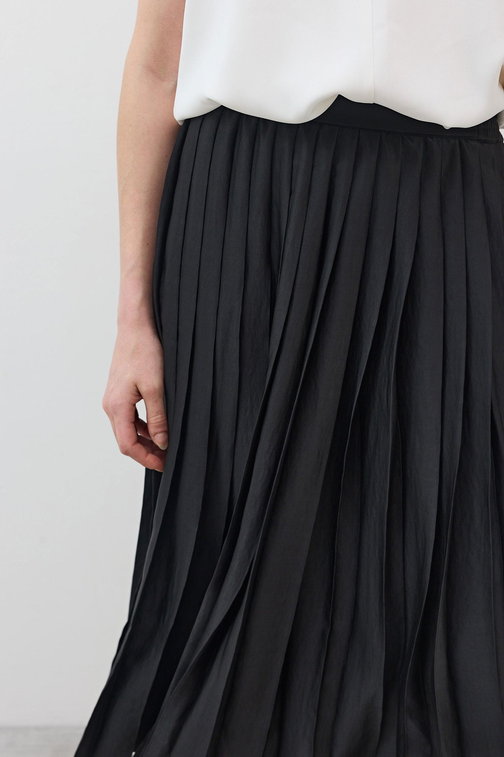 Pull On Pleated Skirt Product Image
