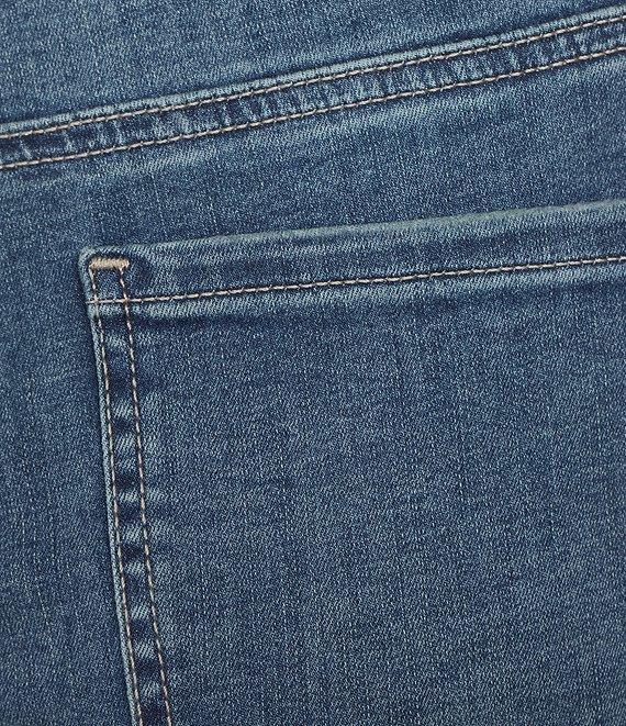 NYDJ Chloe Lift Tuck® Technology Mid-Rise Skinny Capri Jeans Product Image