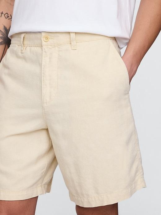8" Linen-Cotton Shorts Product Image