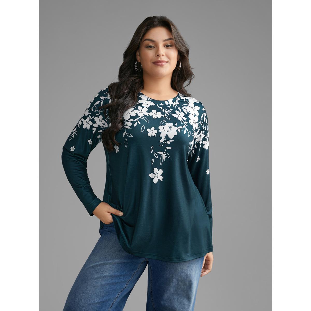 Plus Size Round Neck Boho Print T-Shirt Eggplant Women Casual Contrast Natural Flowers Round Neck Everyday T-shirts BloomChic 26/4X Product Image