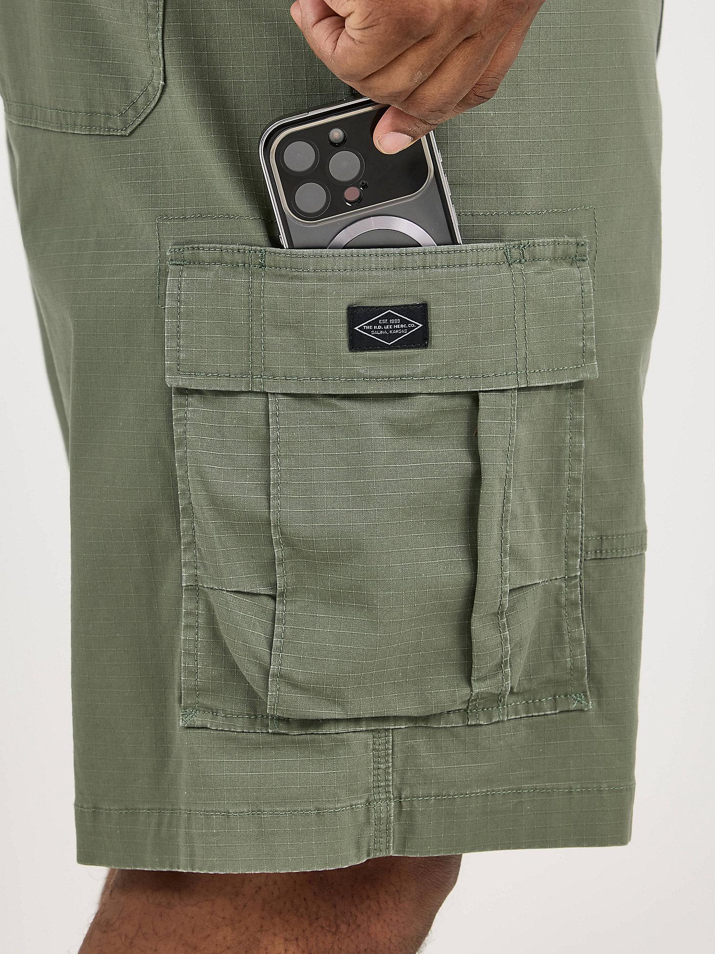 Men's Extreme Motion Carolina Ripstop Cargo Short (Big & Tall) | Men's Shorts | Lee® Product Image