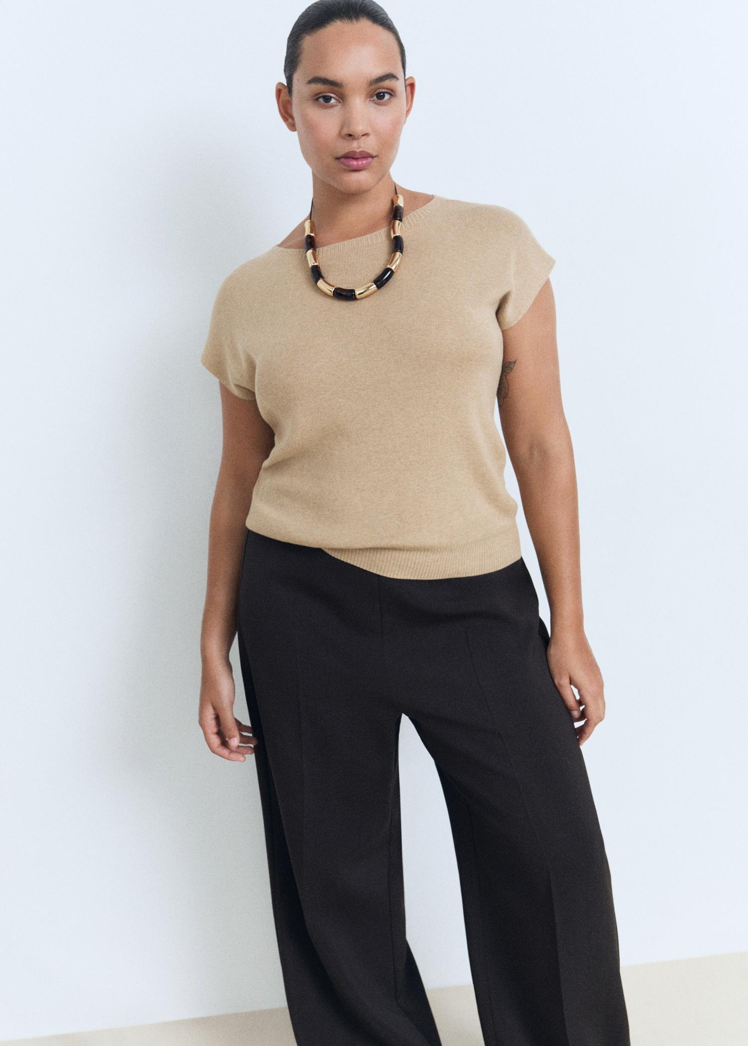Short-sleeved fine-knit sweater - Women | MANGO USA Product Image