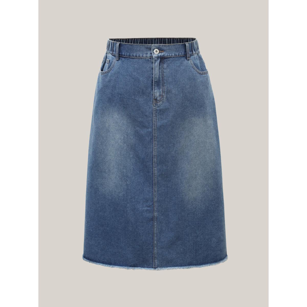 Plus Size A-Line Classic Midi Denim Skirt Women Denimblue Vacation No stretch Medium Wash 12/L Slanted pocket Denim Skirts BloomChic Product Image