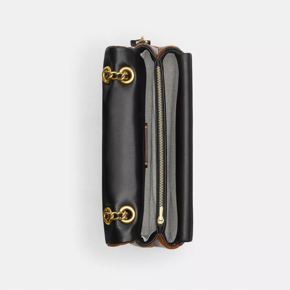 Tabby Shoulder Bag 26 With Quilting Product Image