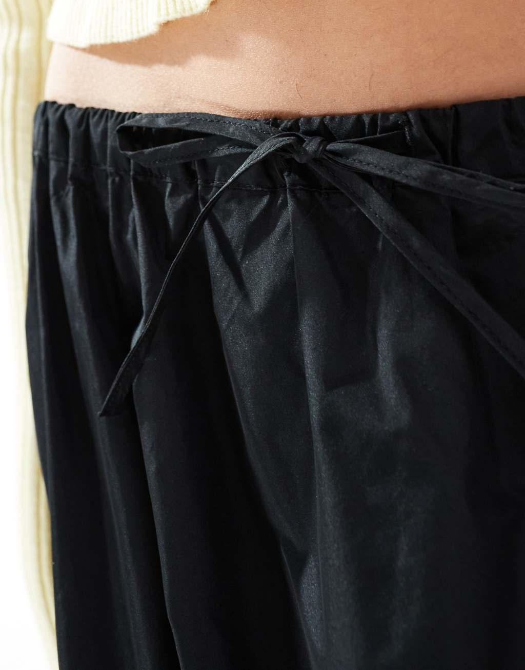 ASOS DESIGN a line maxi skirt in taffeta in black Product Image