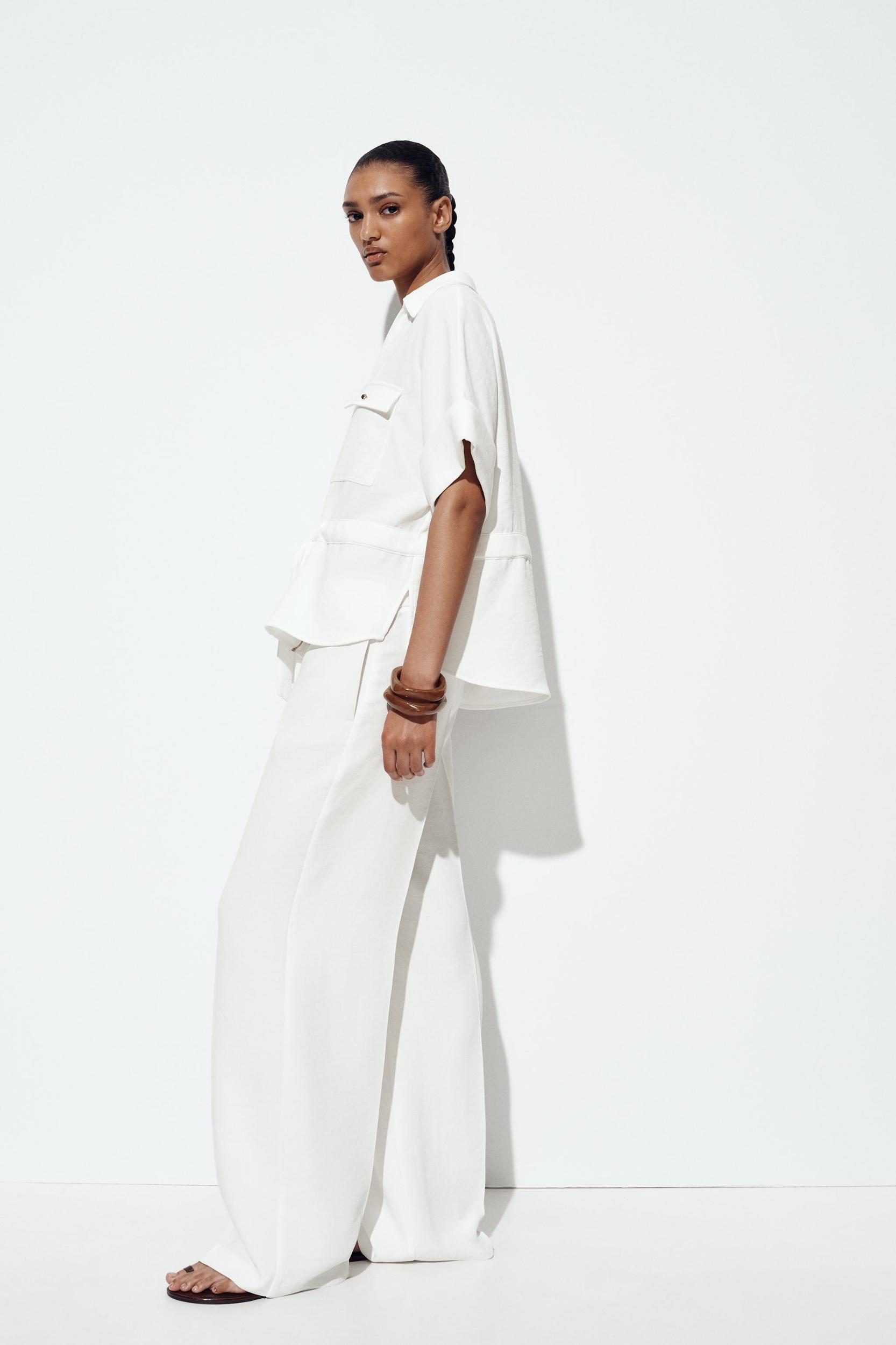 WIDE LEG ELASTIC WAIST PANTS Product Image